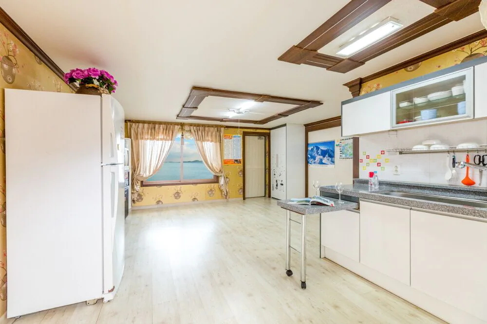Sunrise Pension