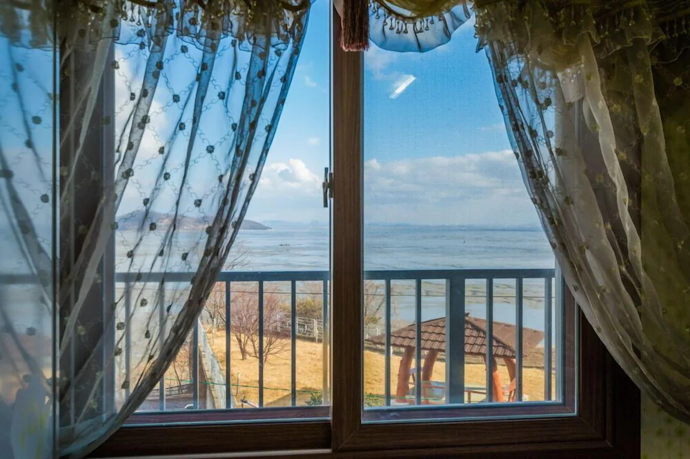 Sunrise Pension