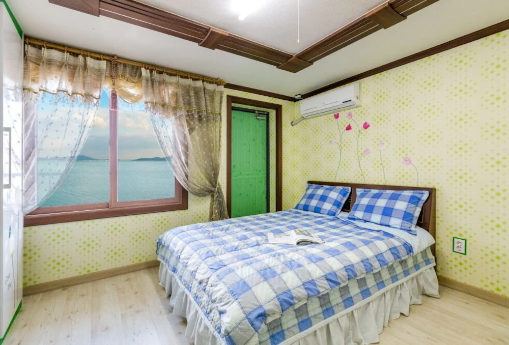 Sunrise Pension