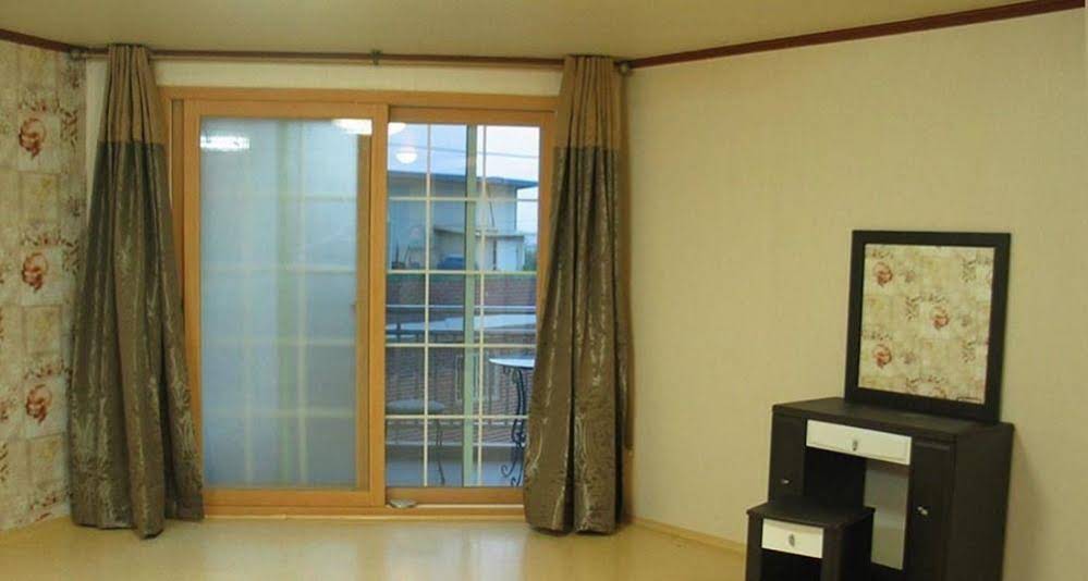 The Persimmon Tree Pension