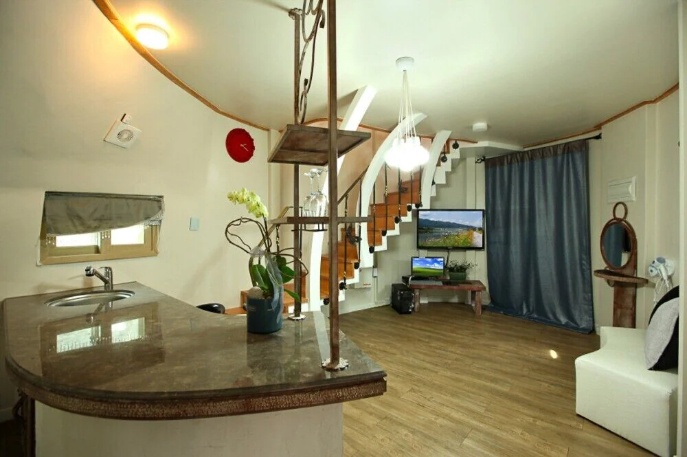 Apple Farm Stay