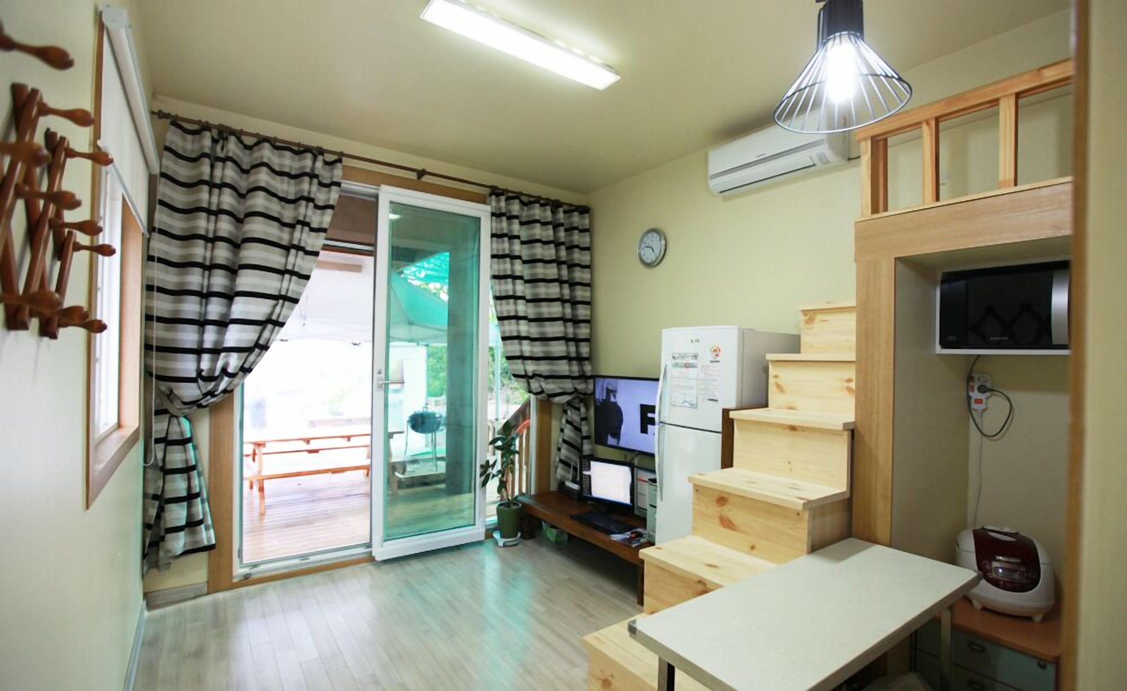 Cheongpyeong Mulsori Pension