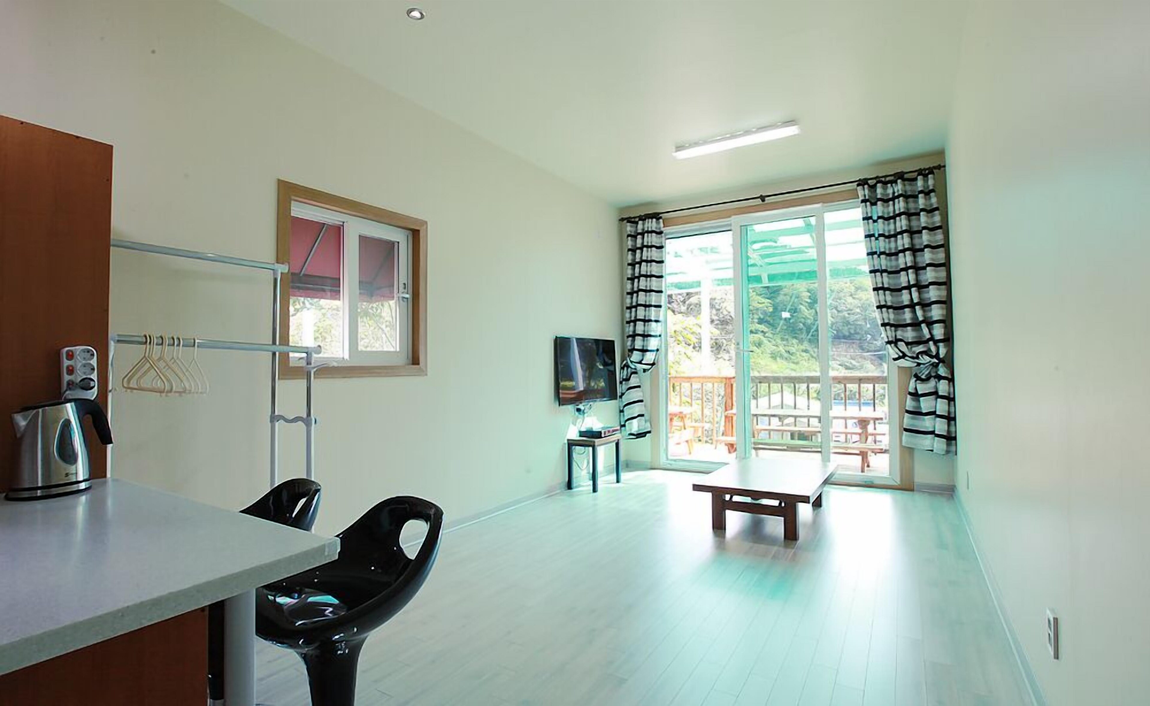 Cheongpyeong Mulsori Pension
