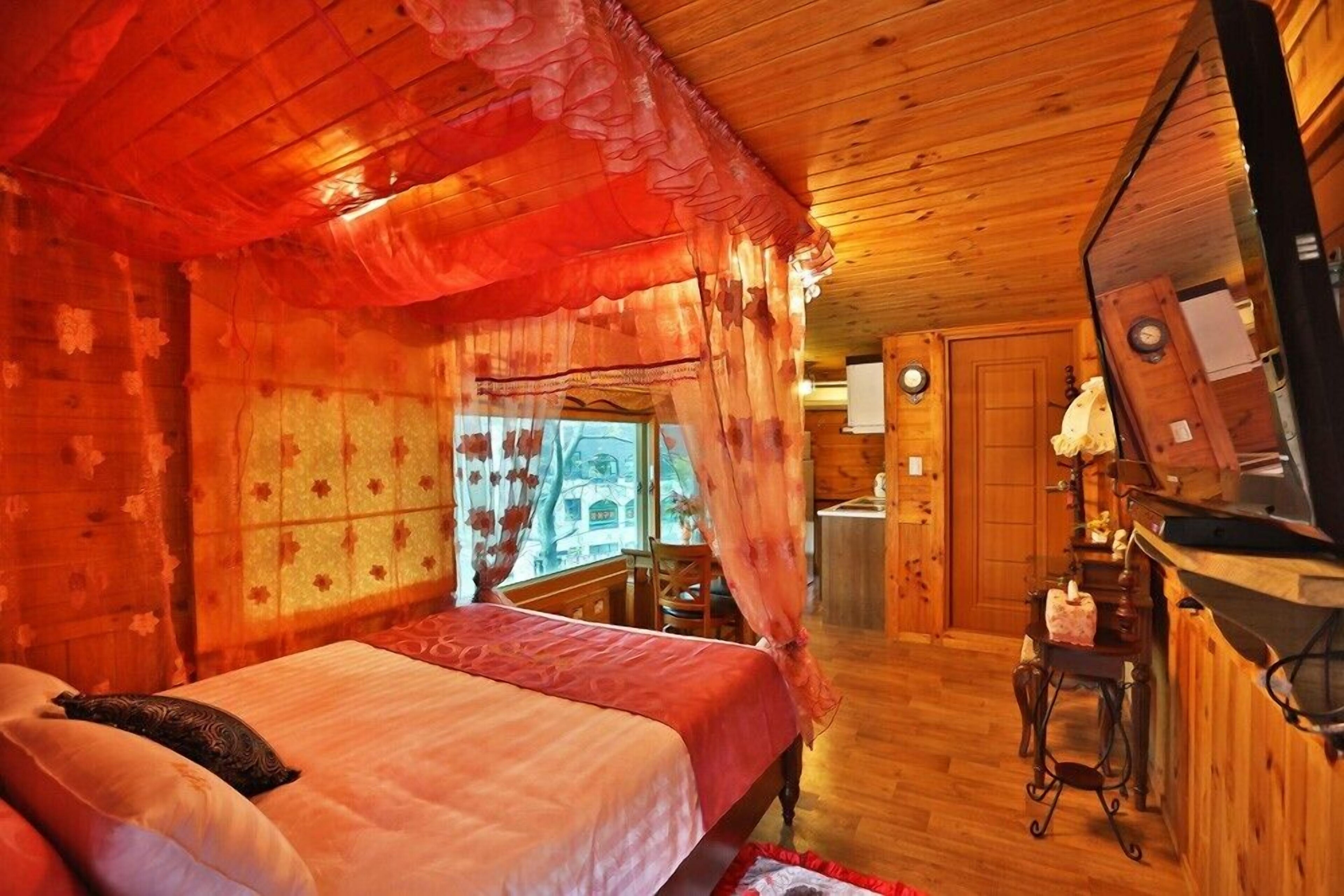 Cheungpungmyungwol Pension