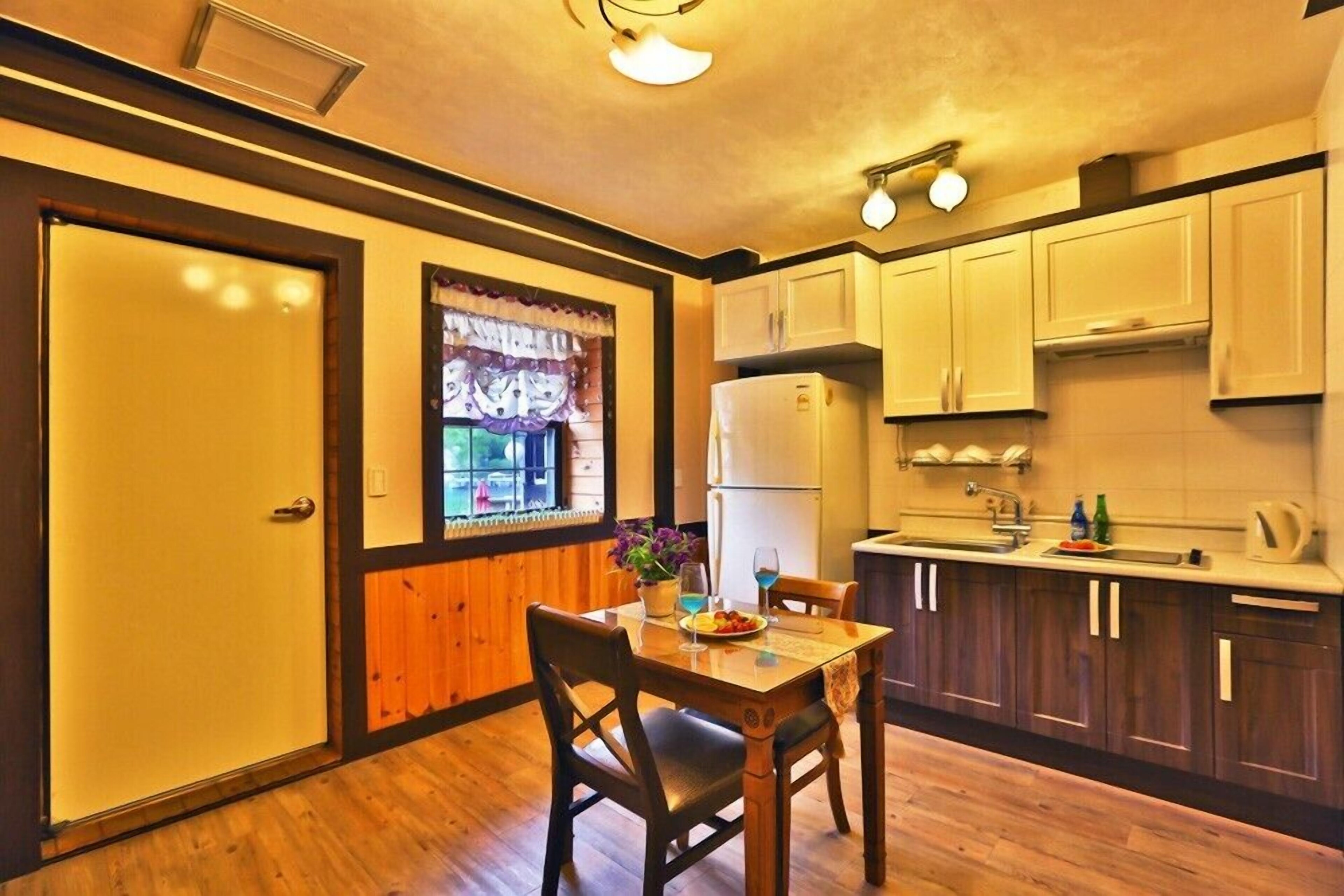 Cheungpungmyungwol Pension