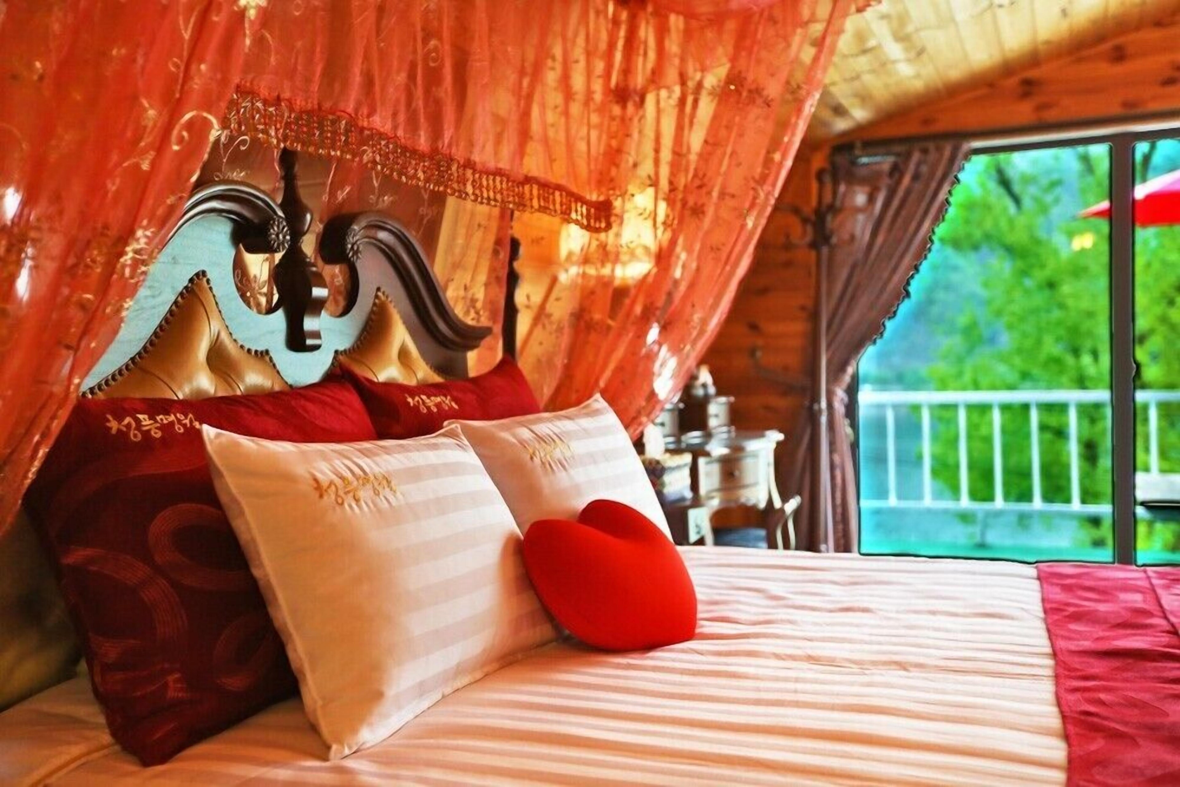 Cheungpungmyungwol Pension