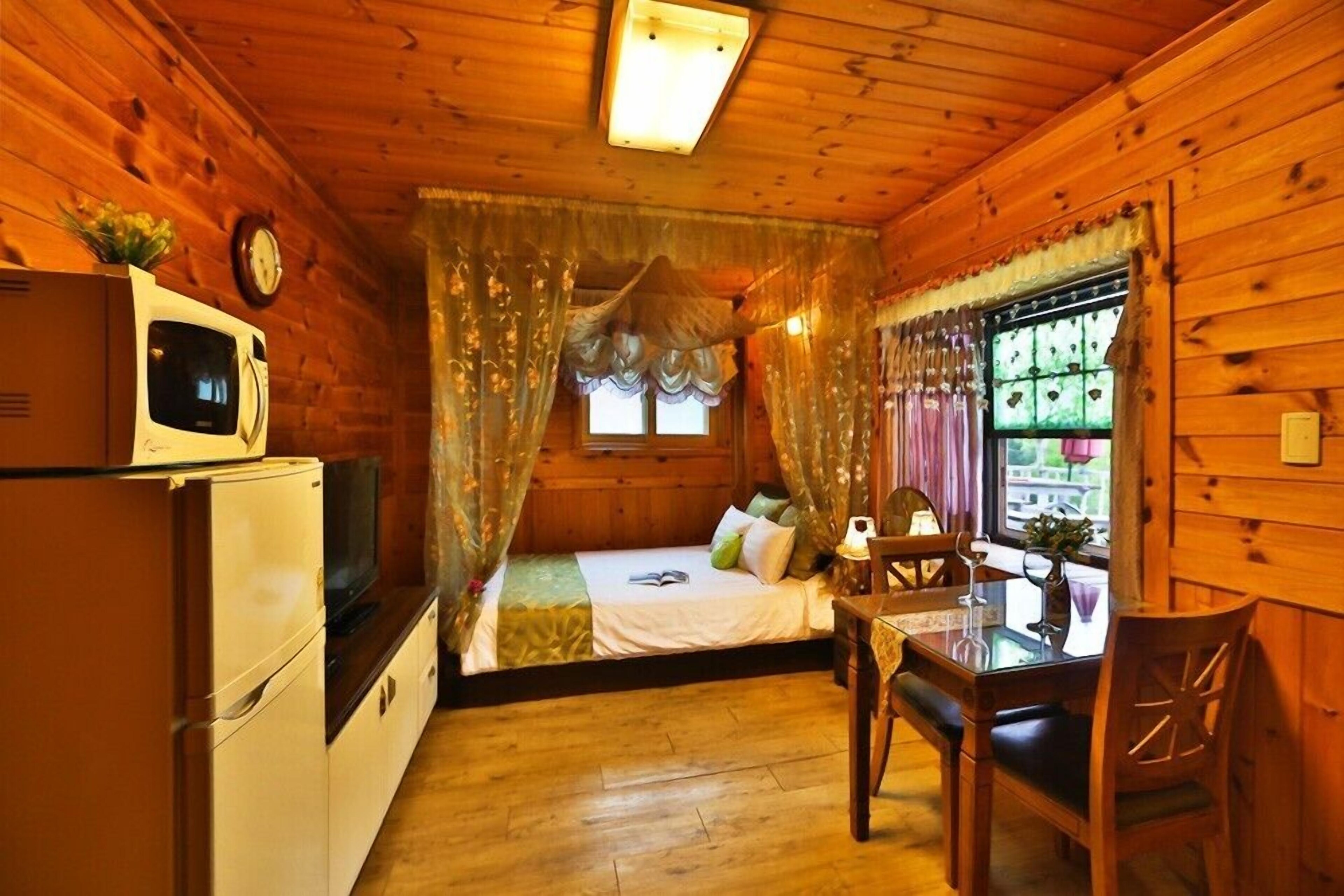 Cheungpungmyungwol Pension