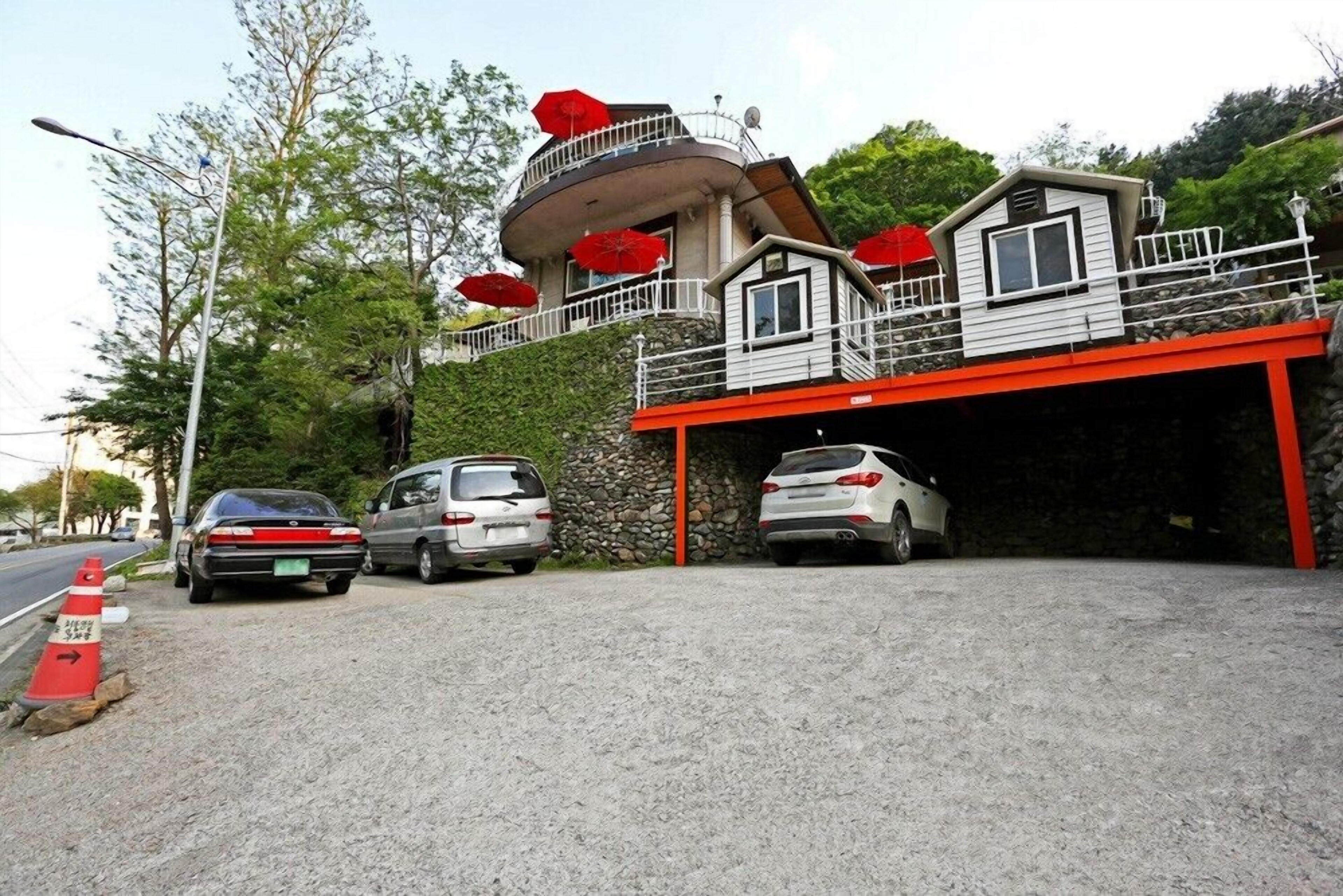 Cheungpungmyungwol Pension