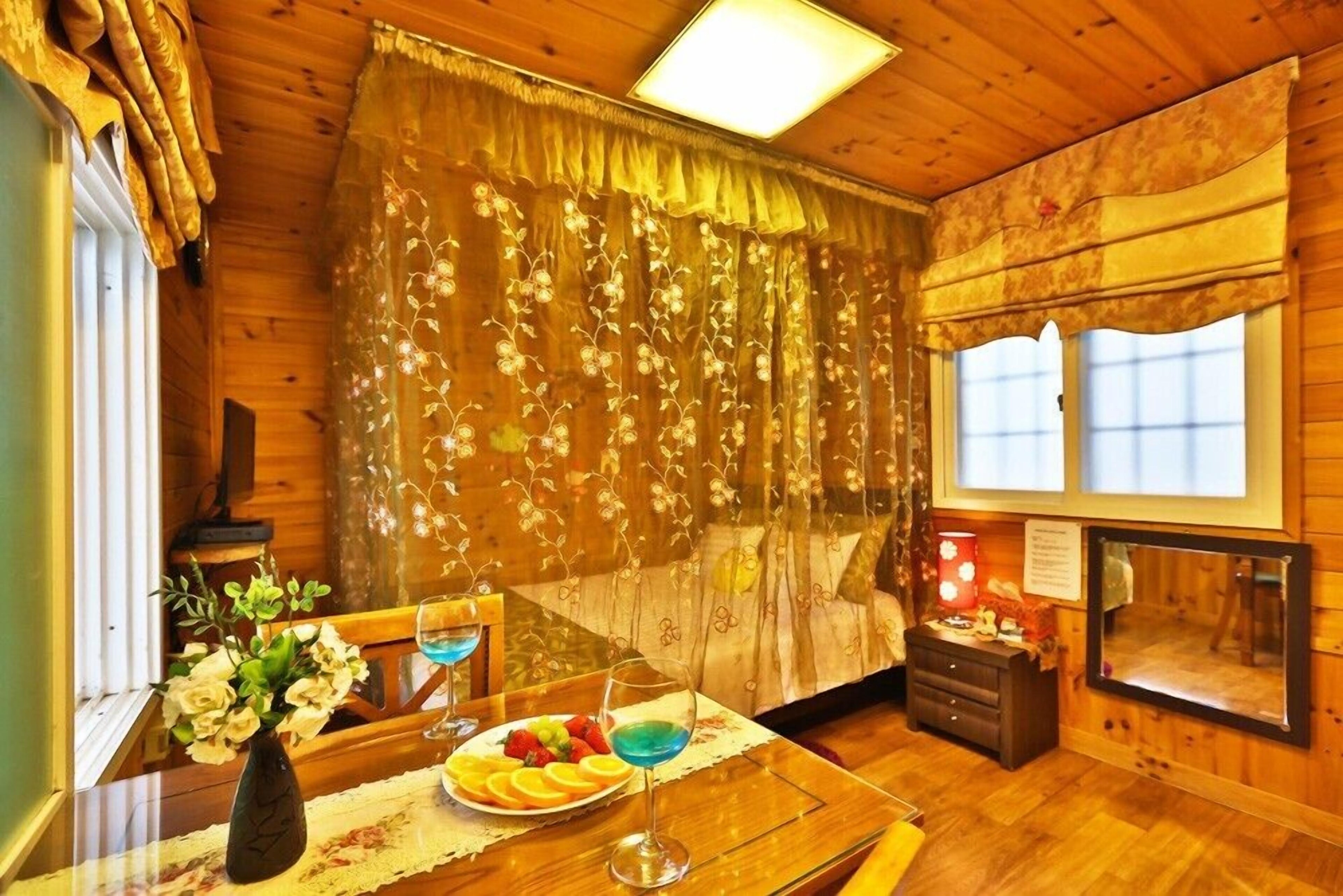 Cheungpungmyungwol Pension