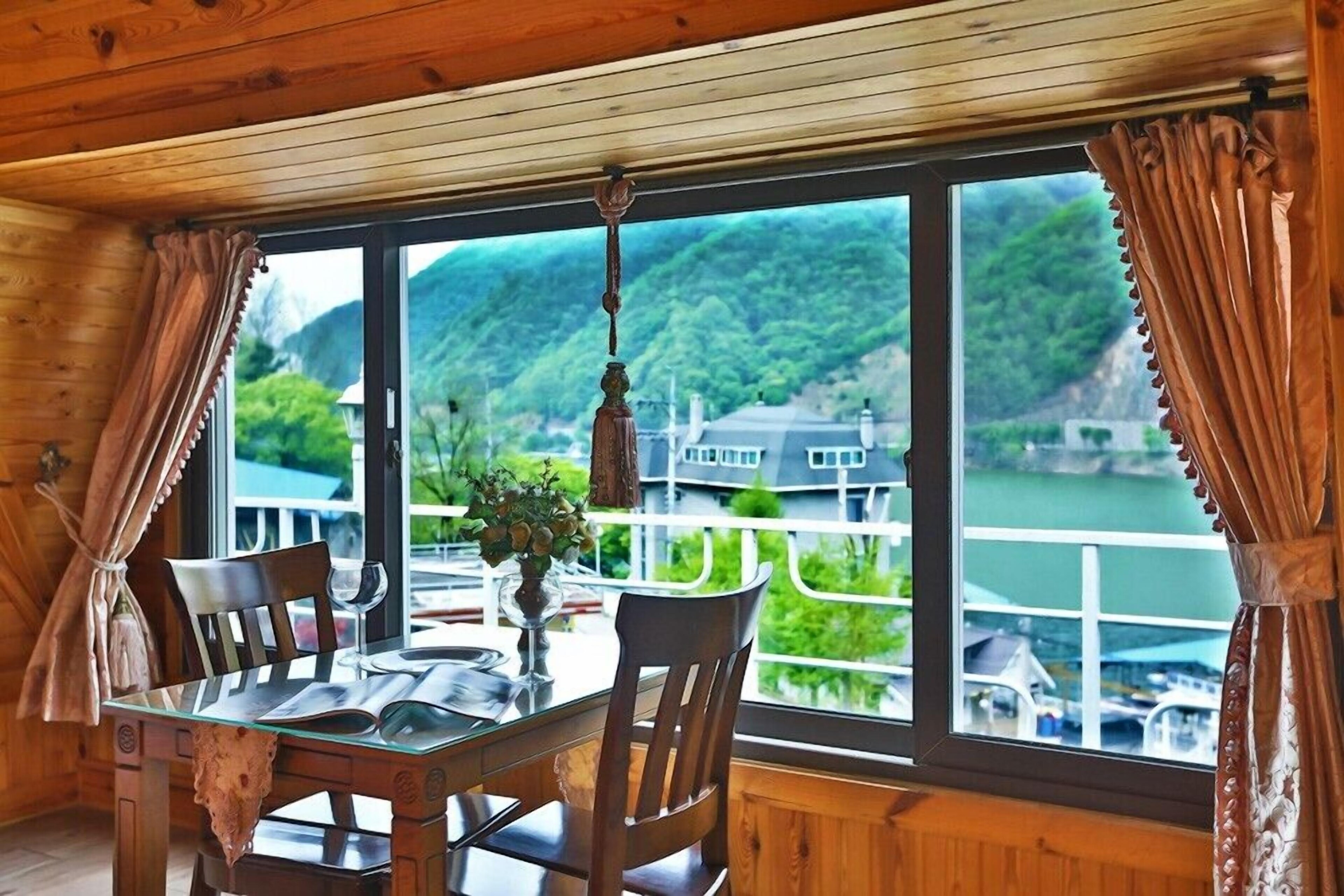 Cheungpungmyungwol Pension