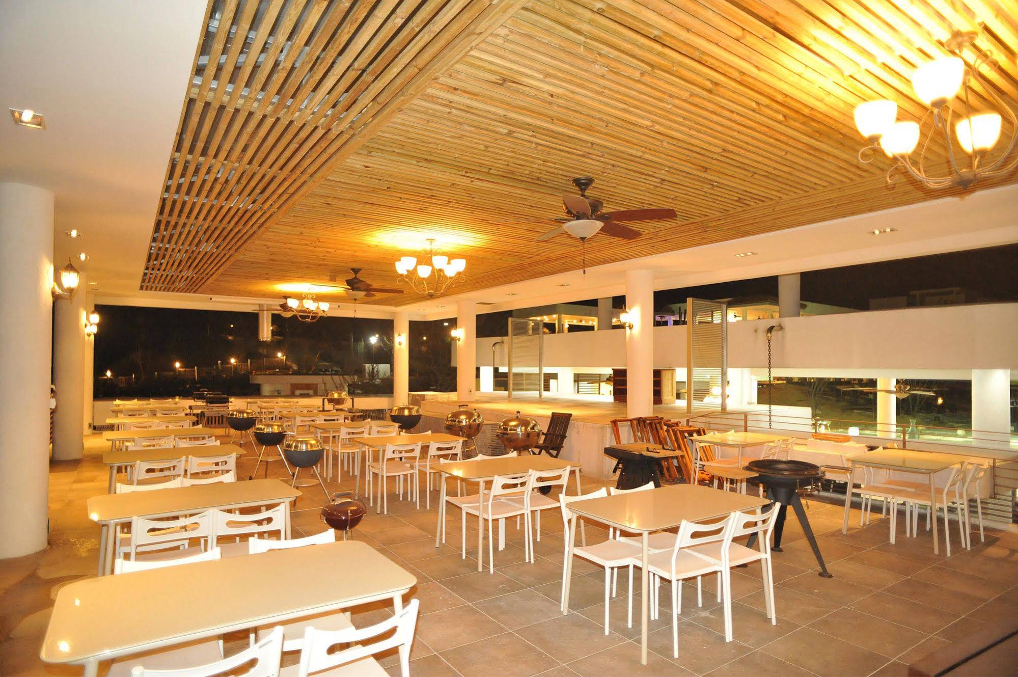 Club Inner Hotel & Resort