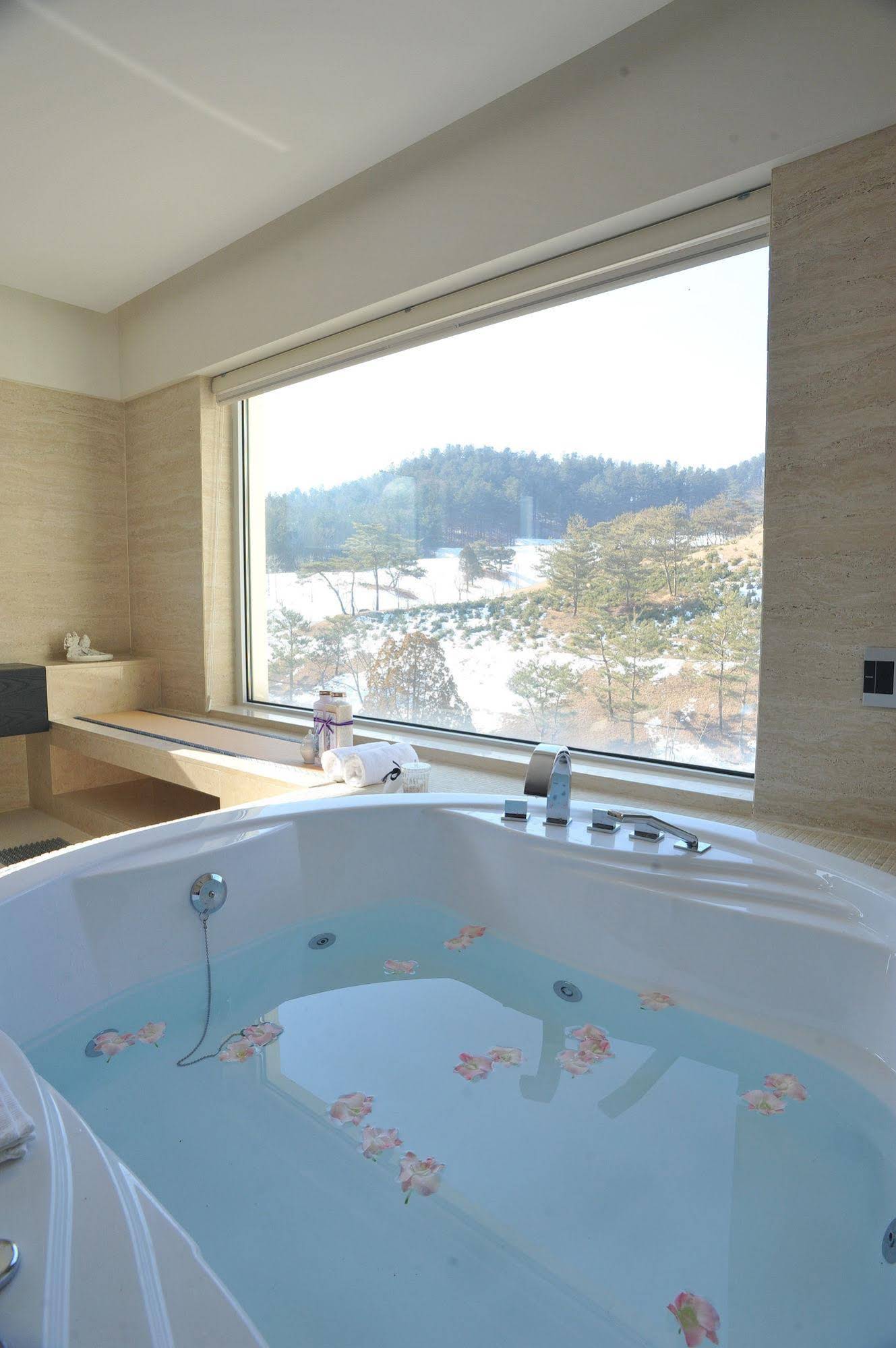 Club Inner Hotel & Resort