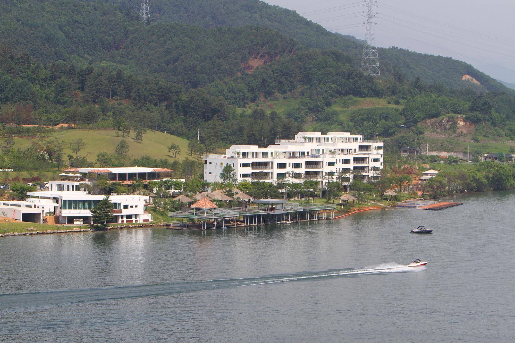 Club Inner Hotel & Resort