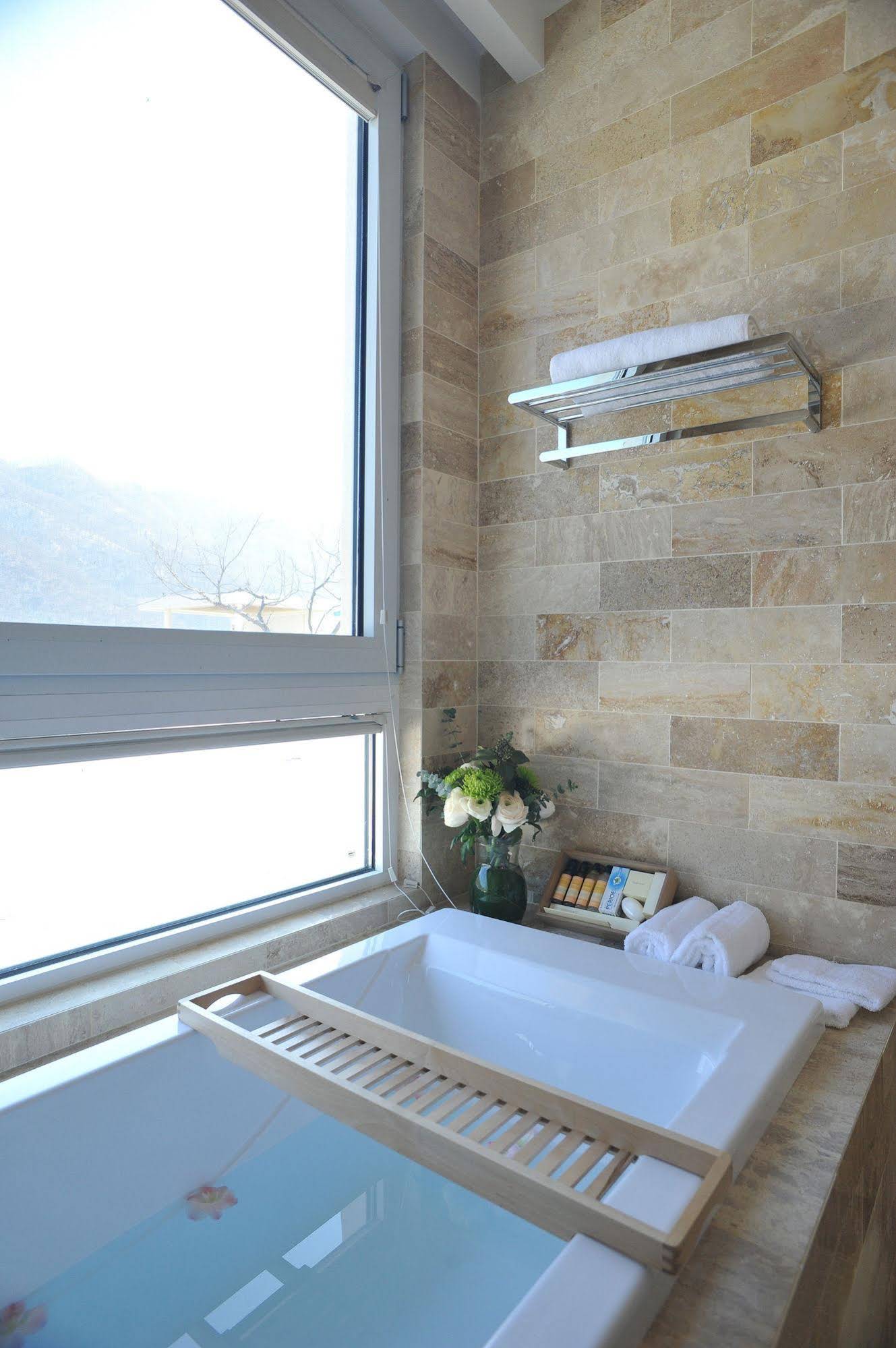 Club Inner Hotel & Resort