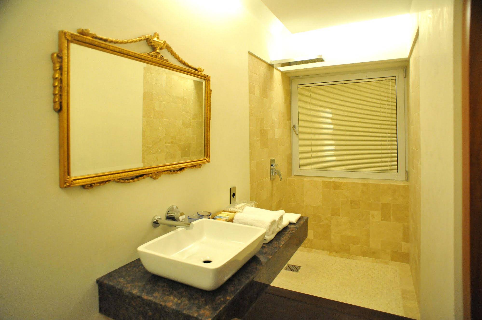 Club Inner Hotel & Resort