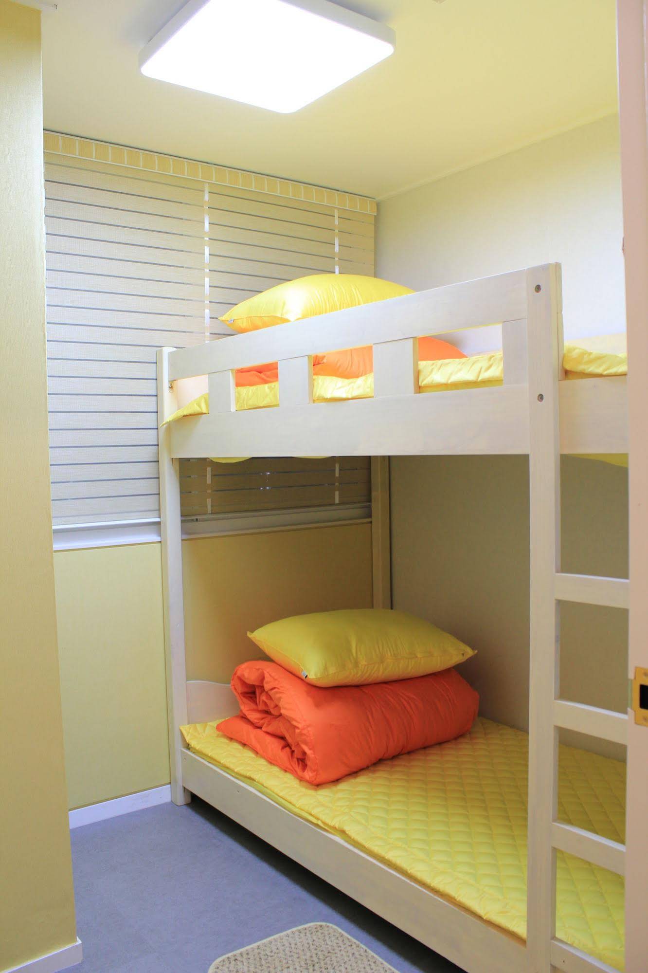 Egg House Namisum Nami Island Guesthouse