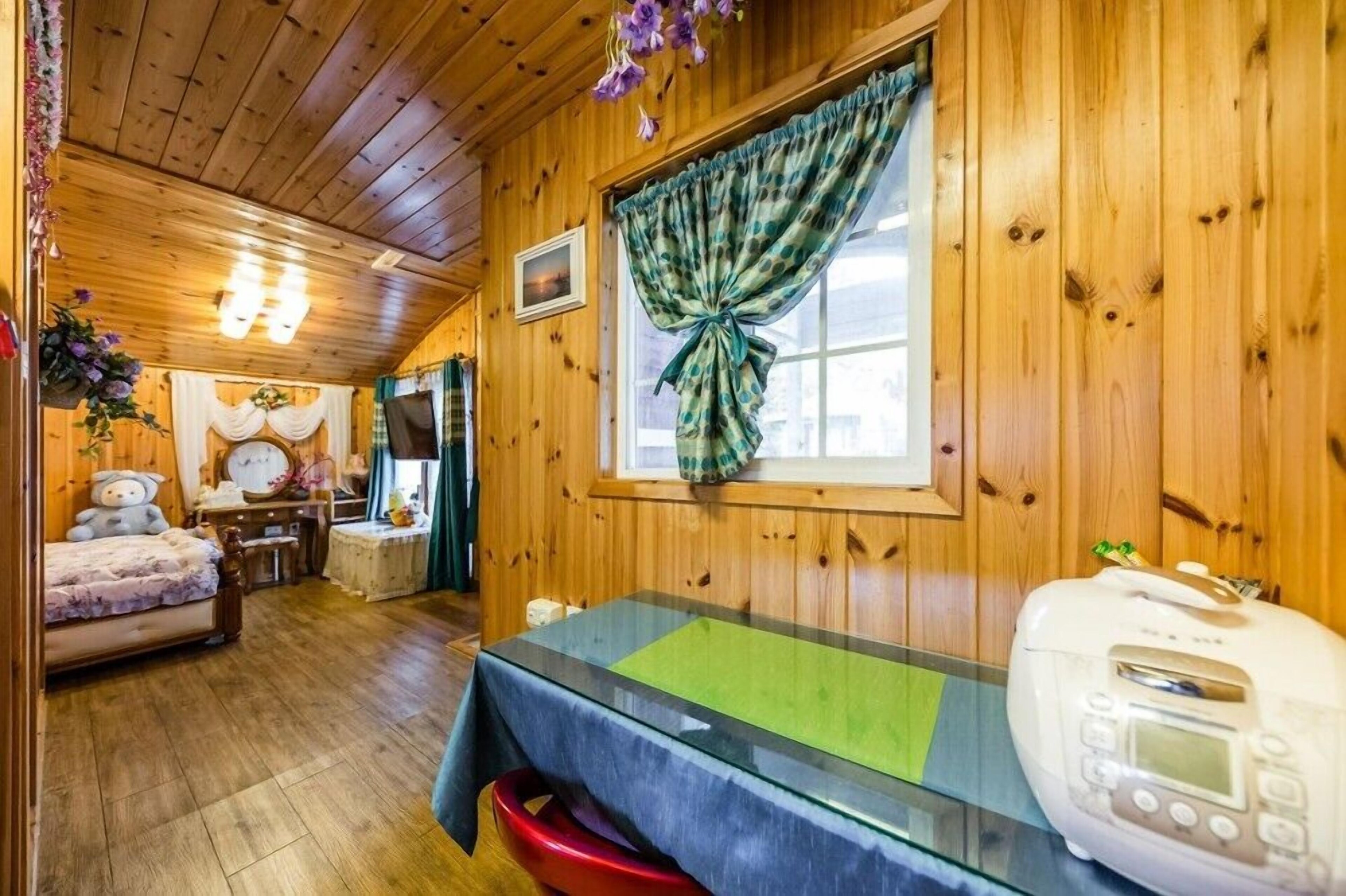 Elsia Pension