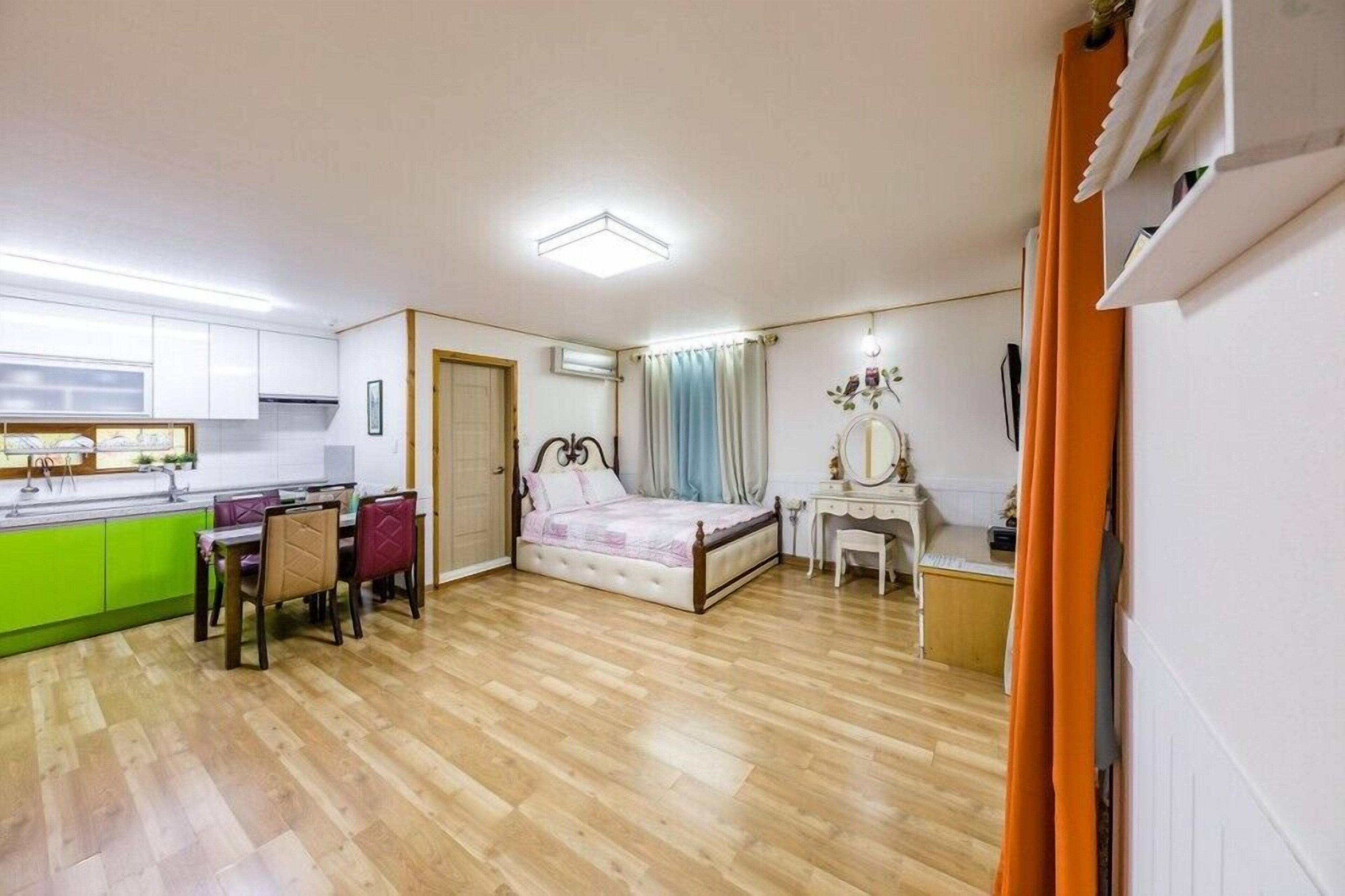 Elsia Pension