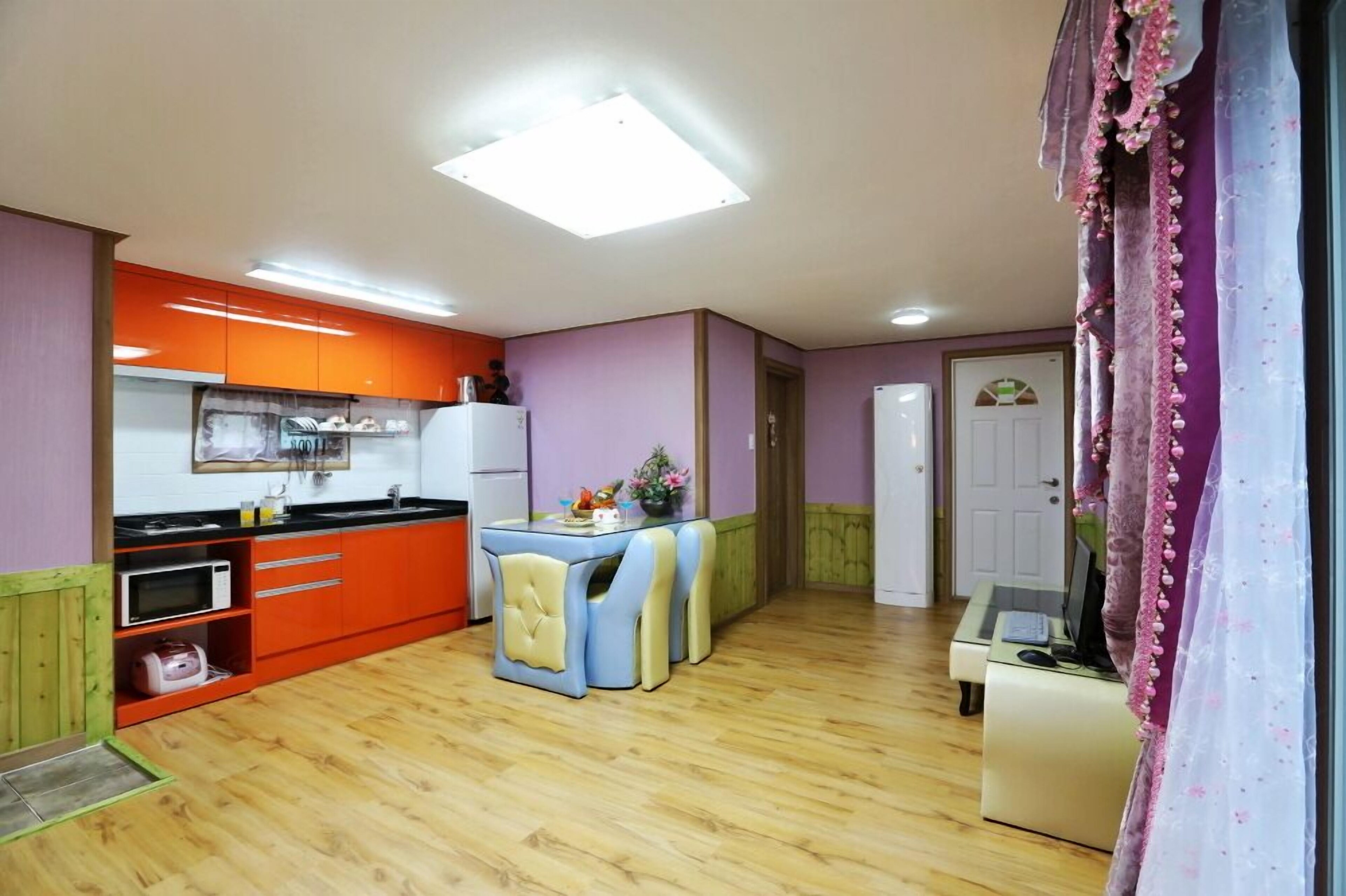 Elsia Pension