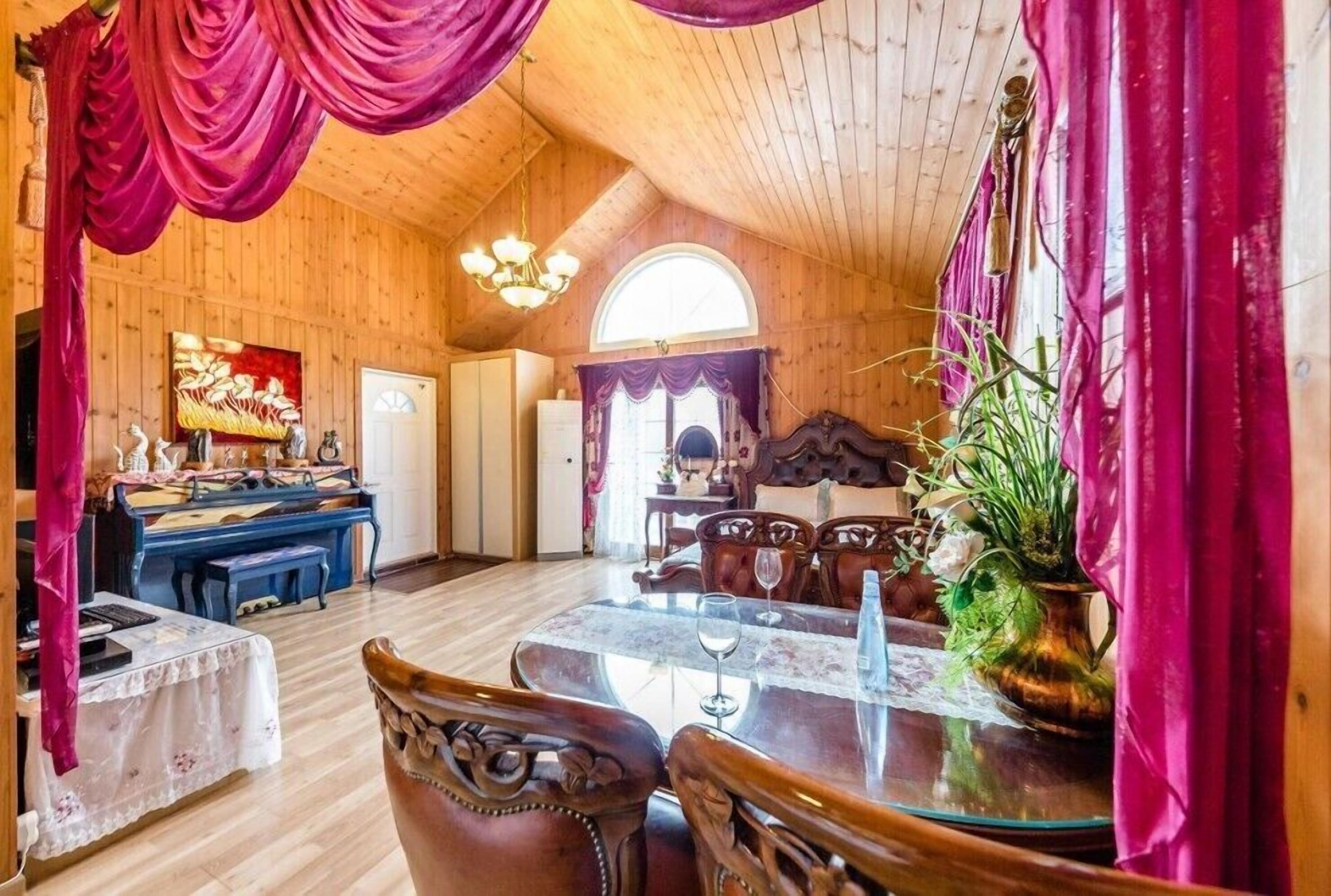 Elsia Pension