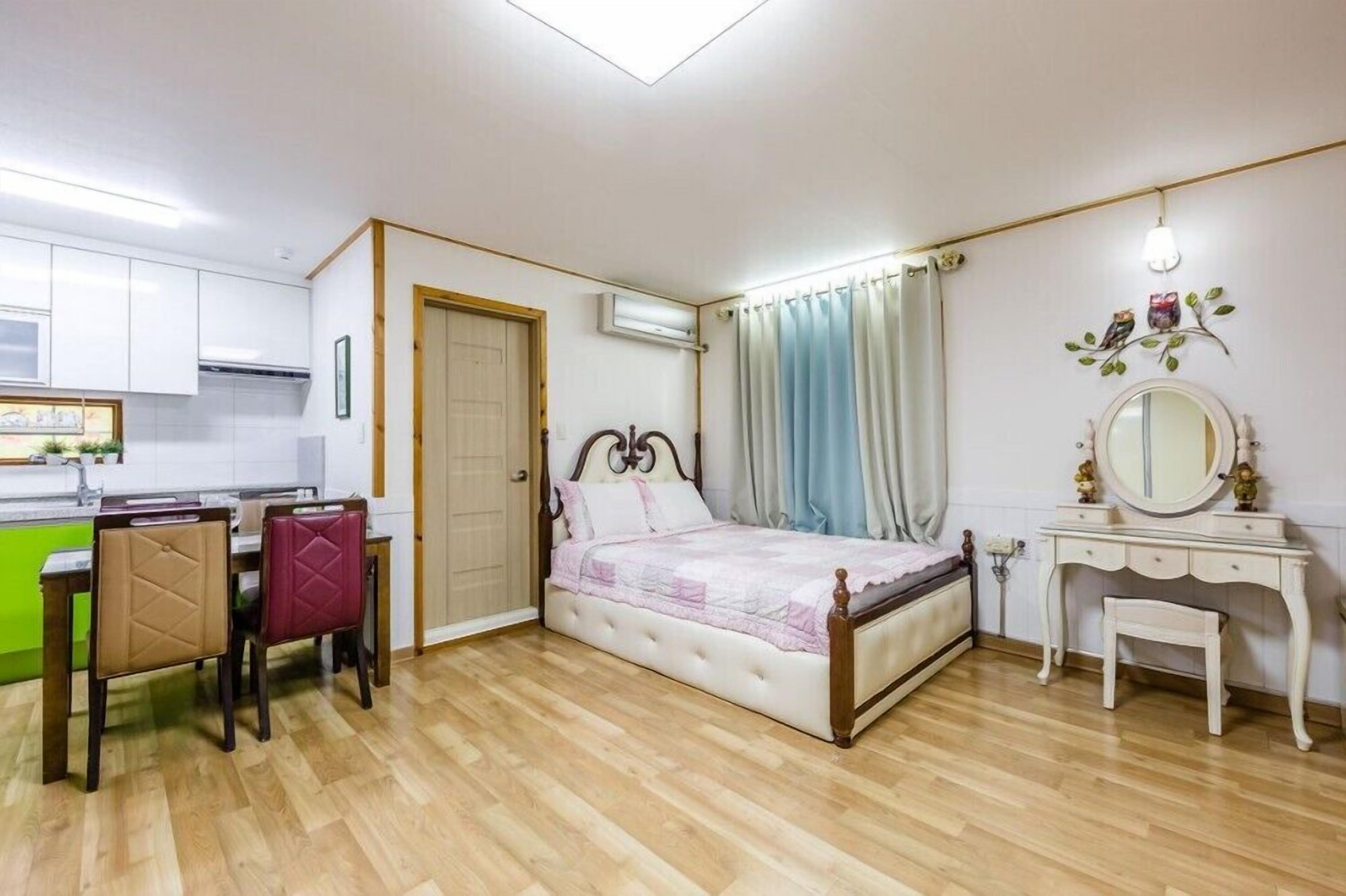 Elsia Pension