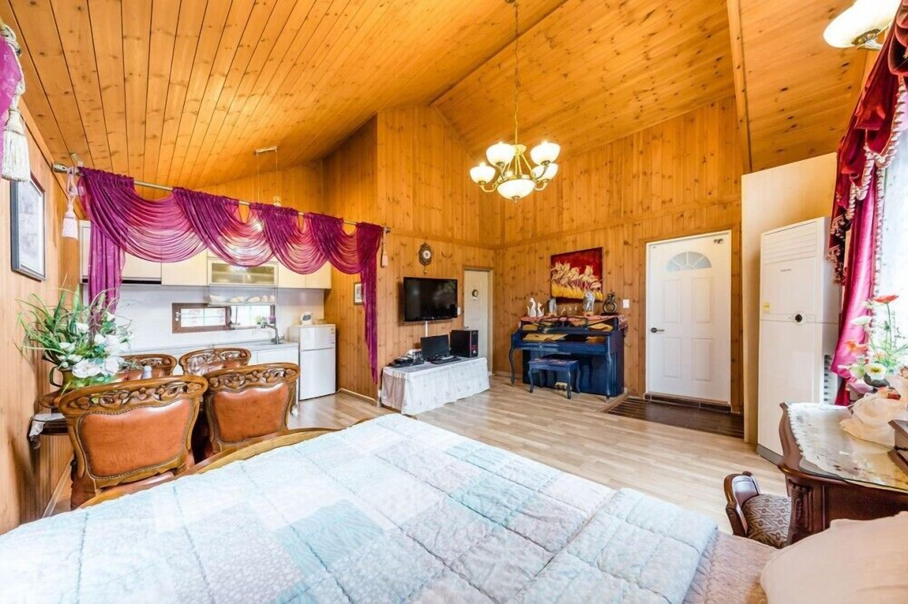 Elsia Pension