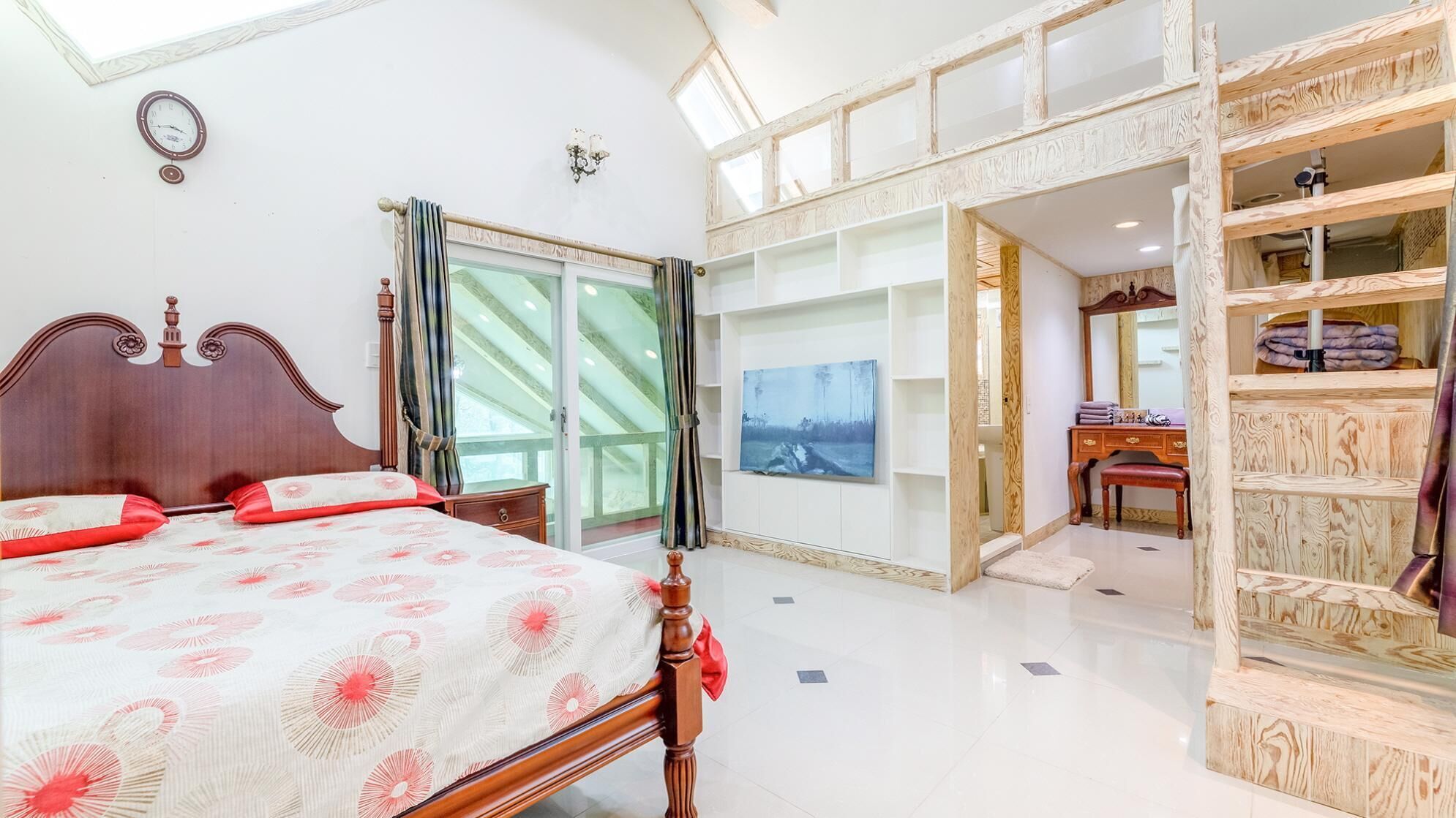 Gapyeng Santamaria Pension