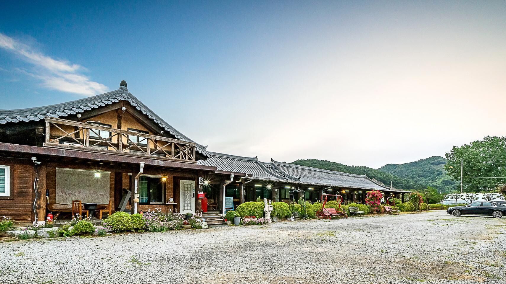 Gapyeong Acimpunggeong Pension