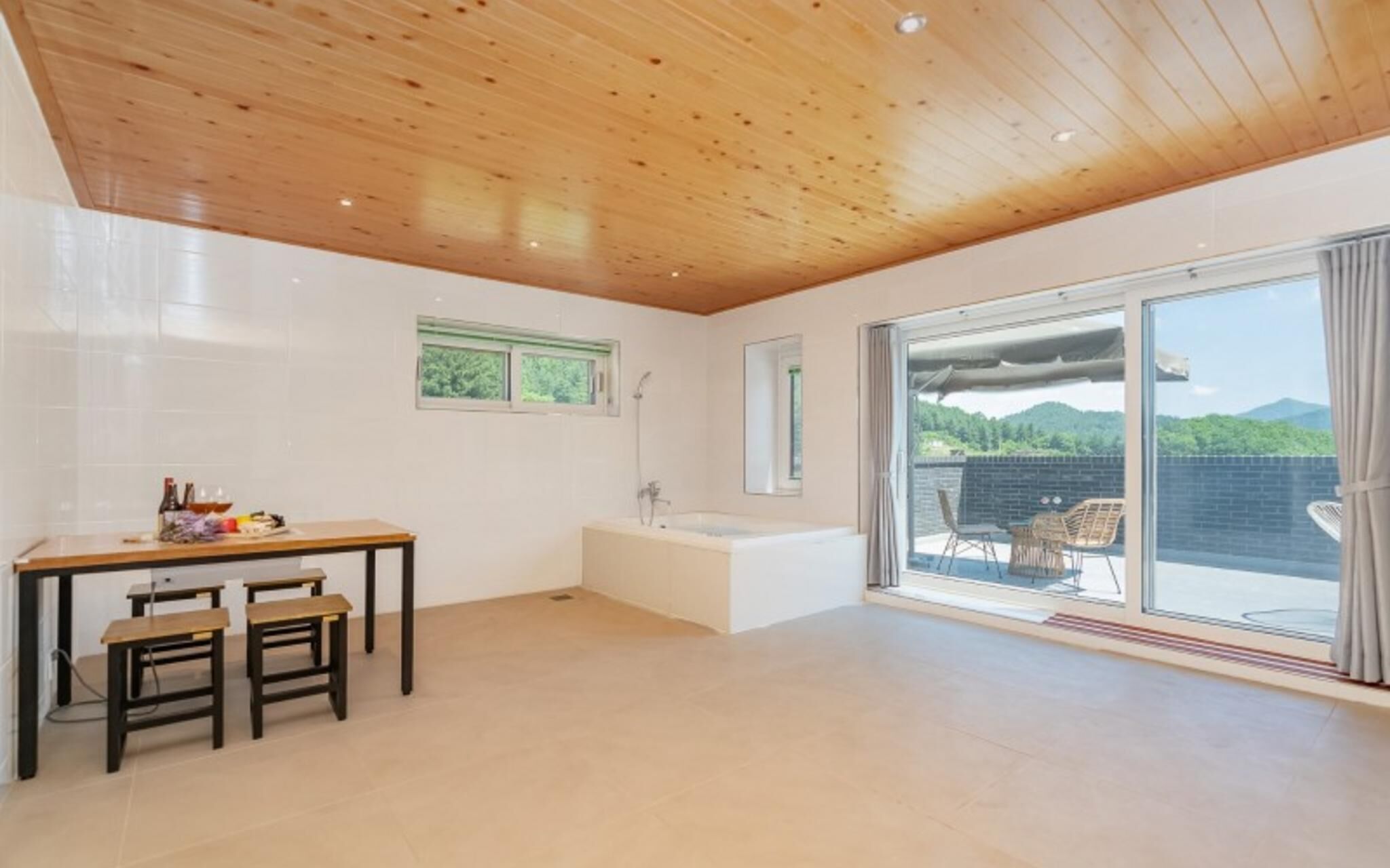 Gapyeong Adiel Pool Villa