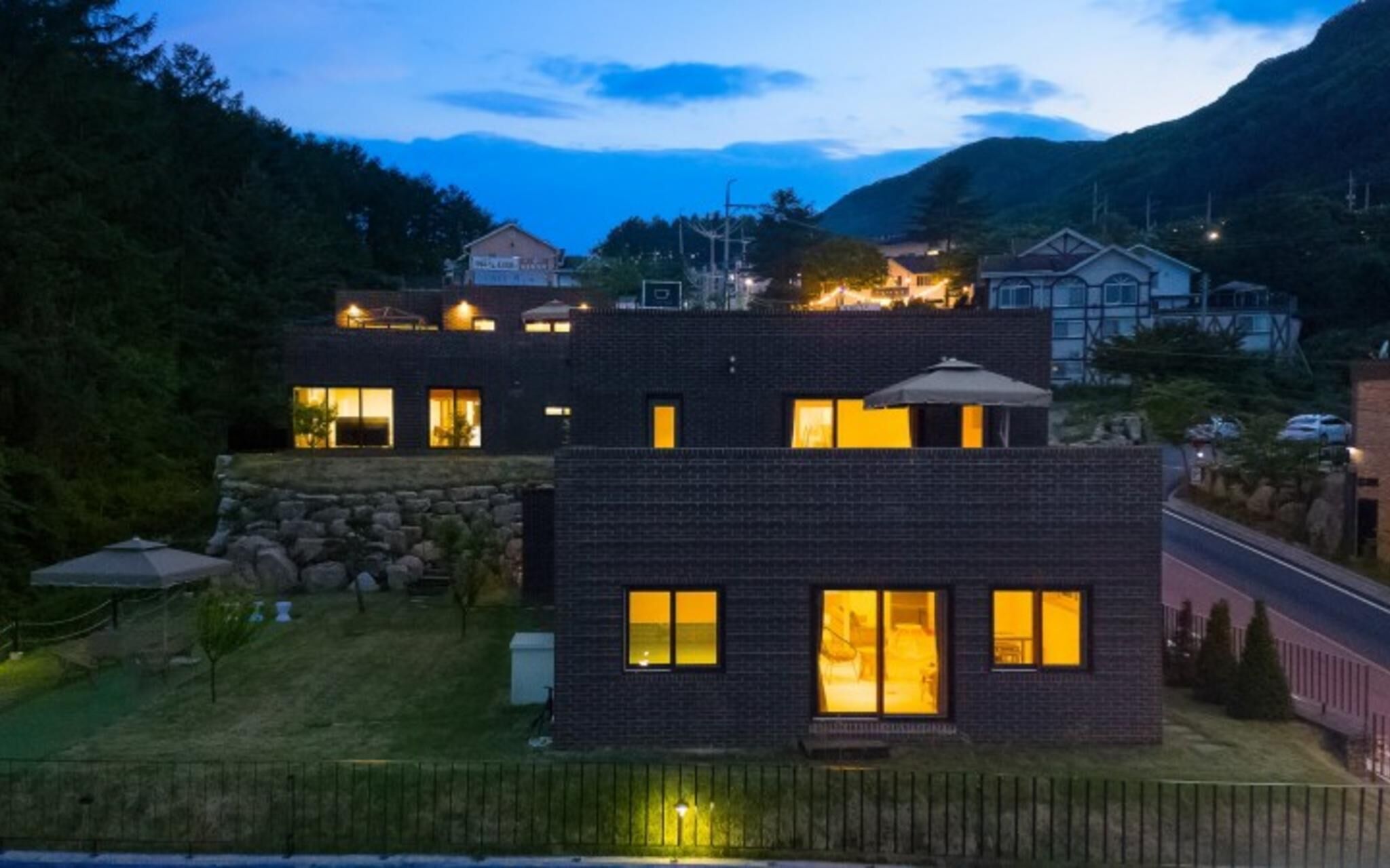 Gapyeong Adiel Pool Villa