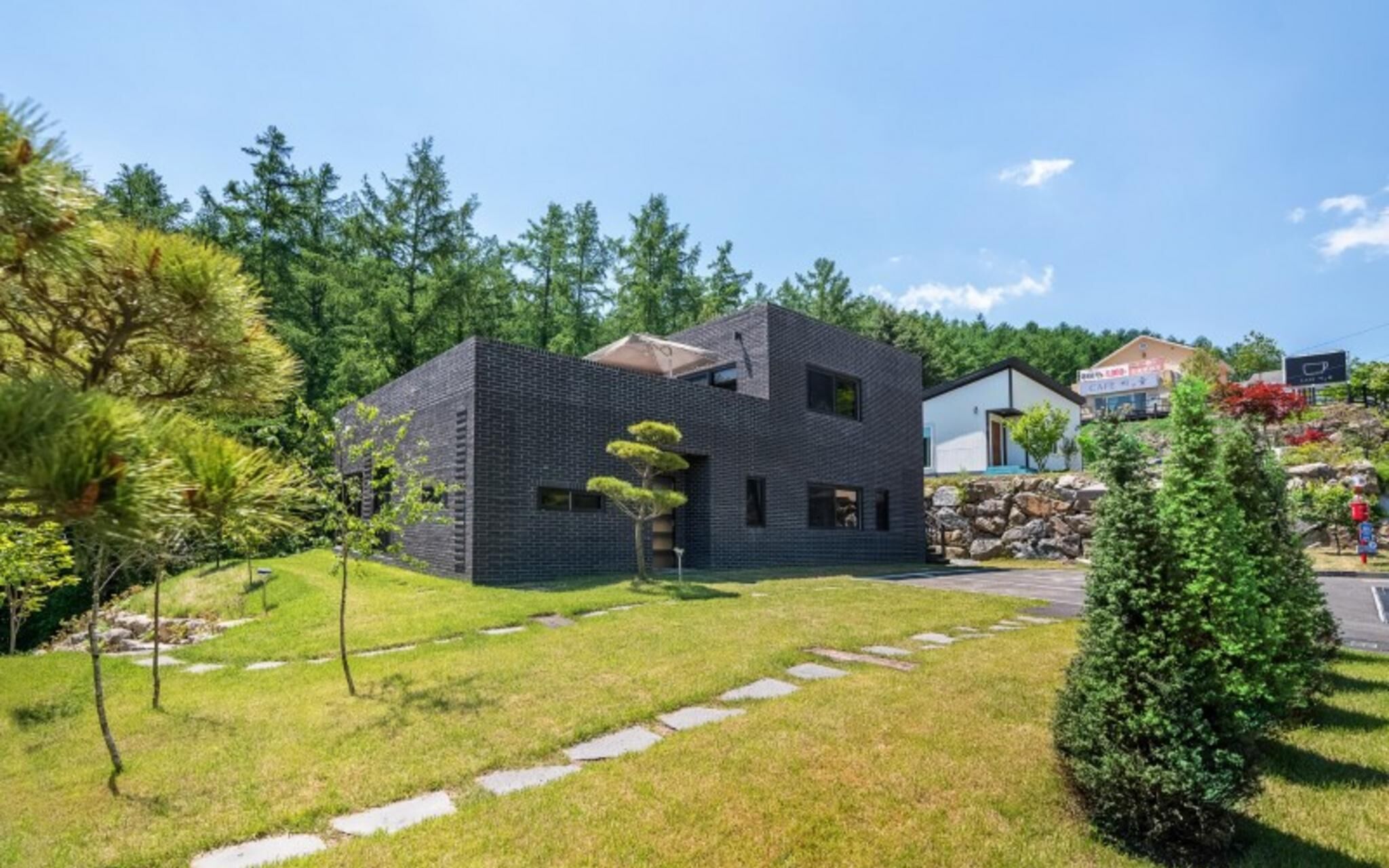 Gapyeong Adiel Pool Villa