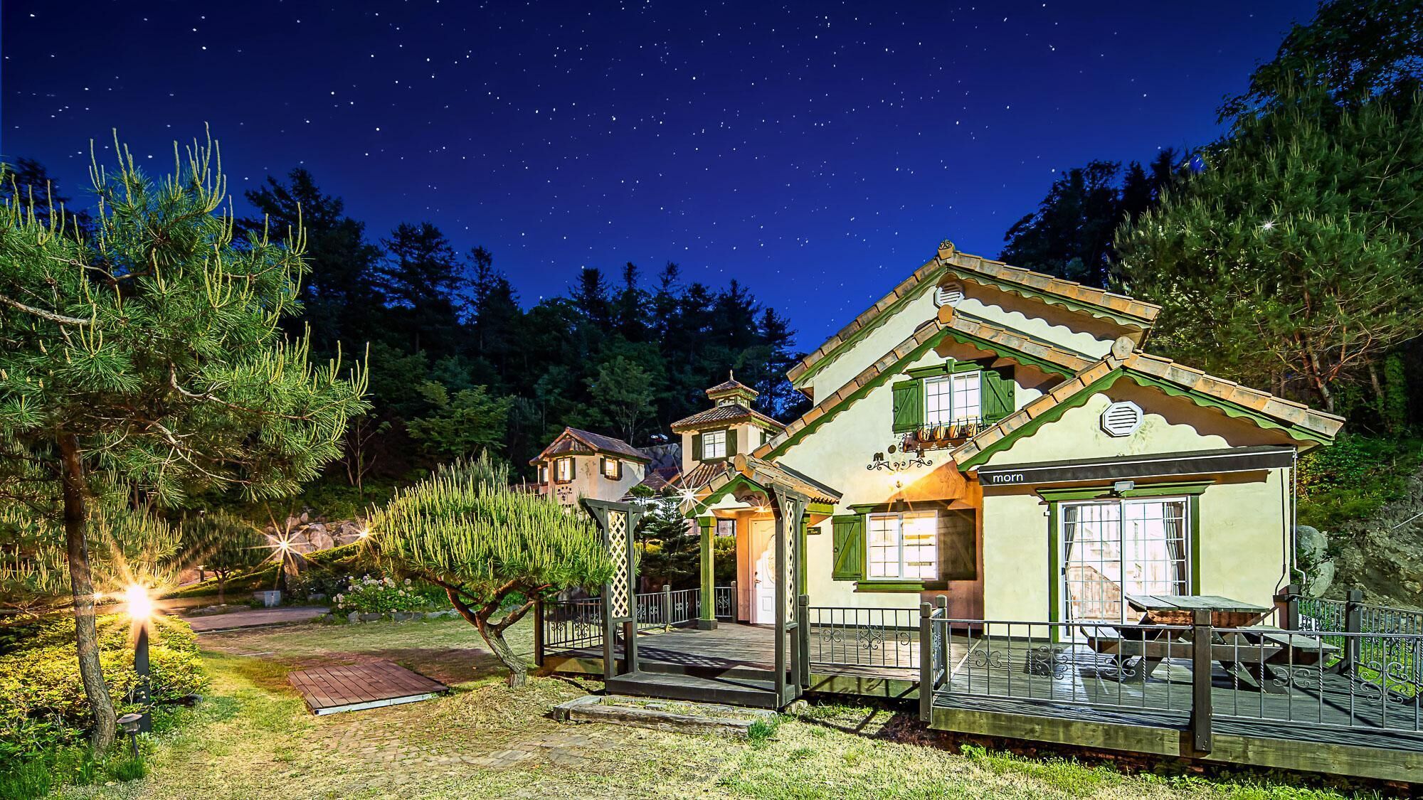 Gapyeong Atthemorn Dokchae Pension