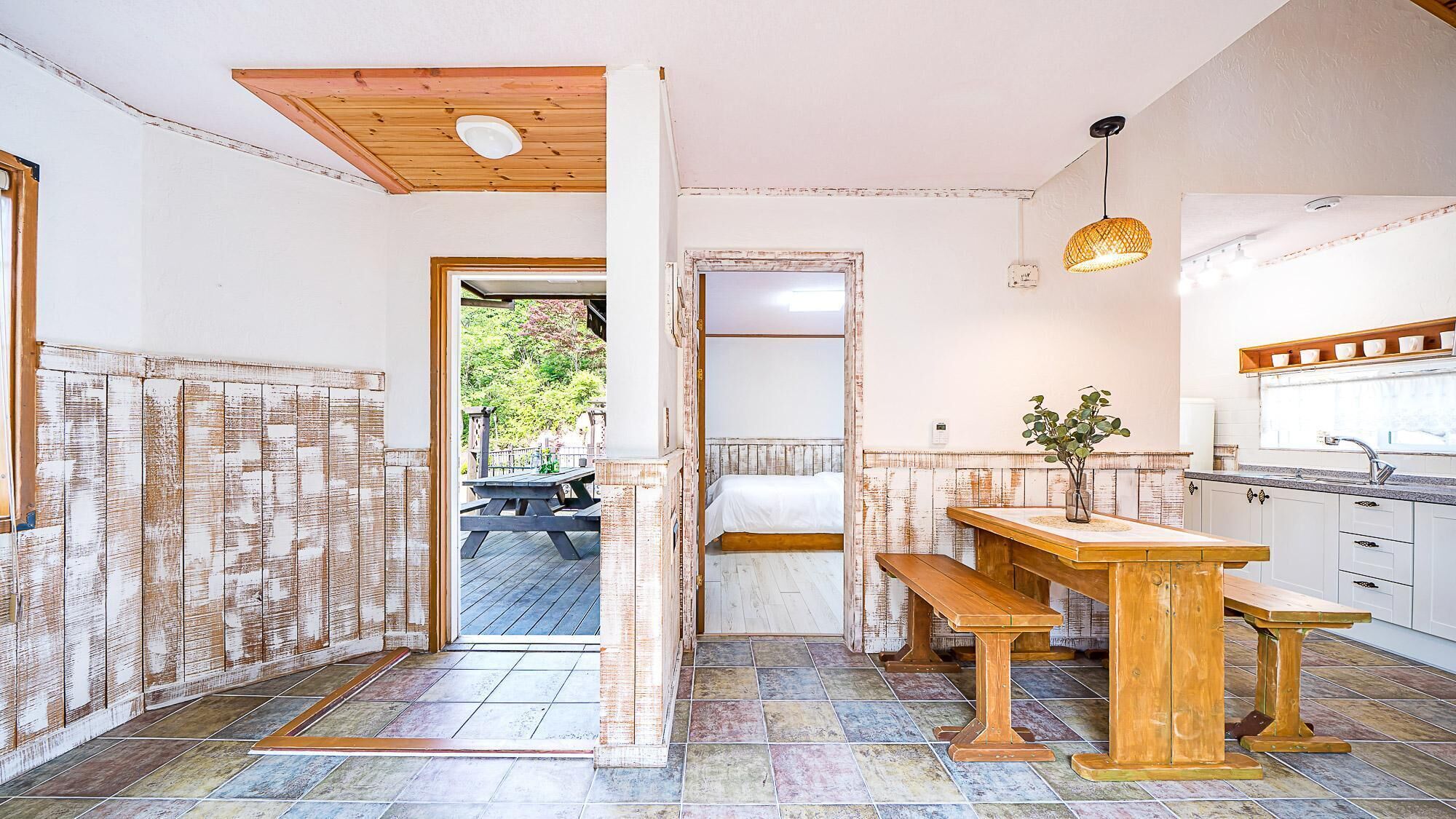 Gapyeong Atthemorn Dokchae Pension