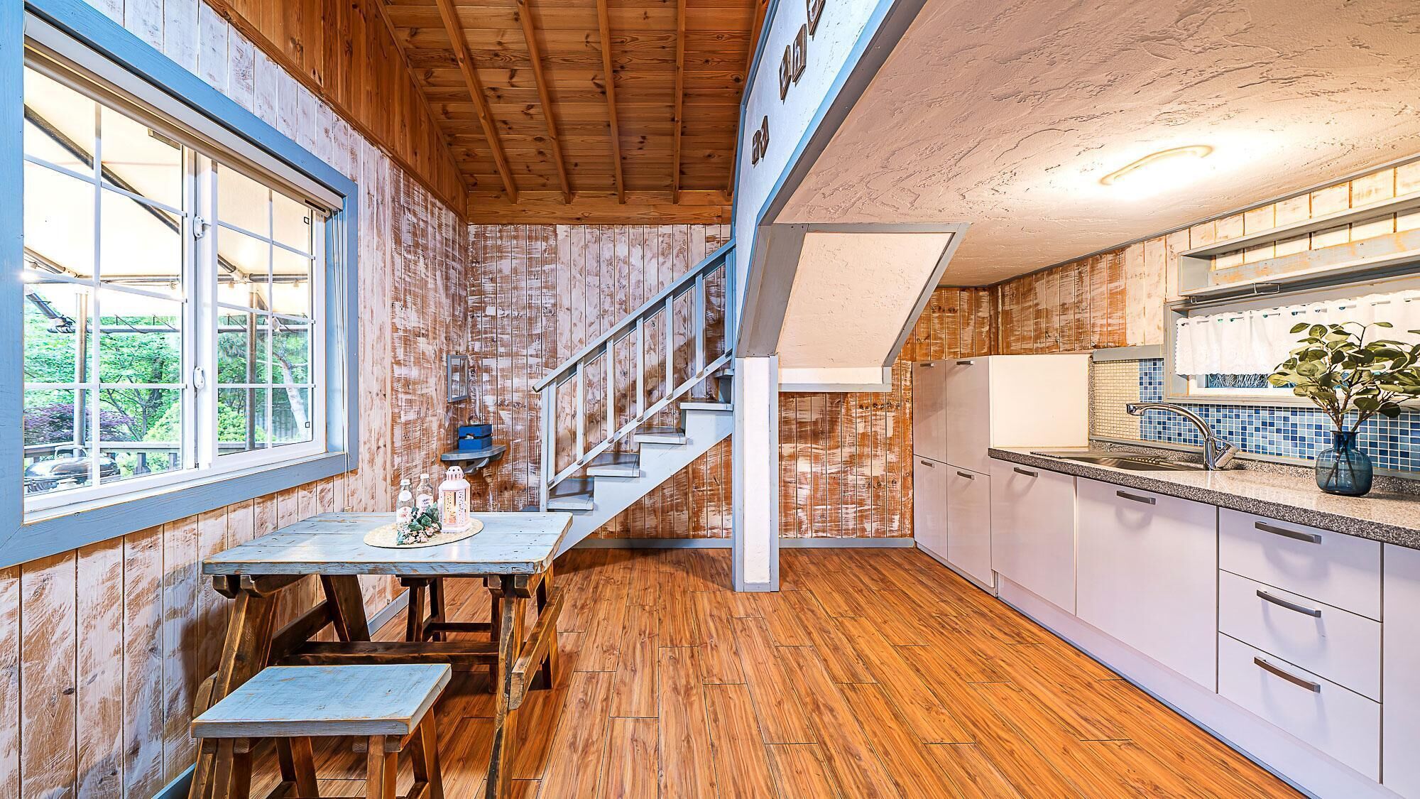 Gapyeong Atthemorn Dokchae Pension