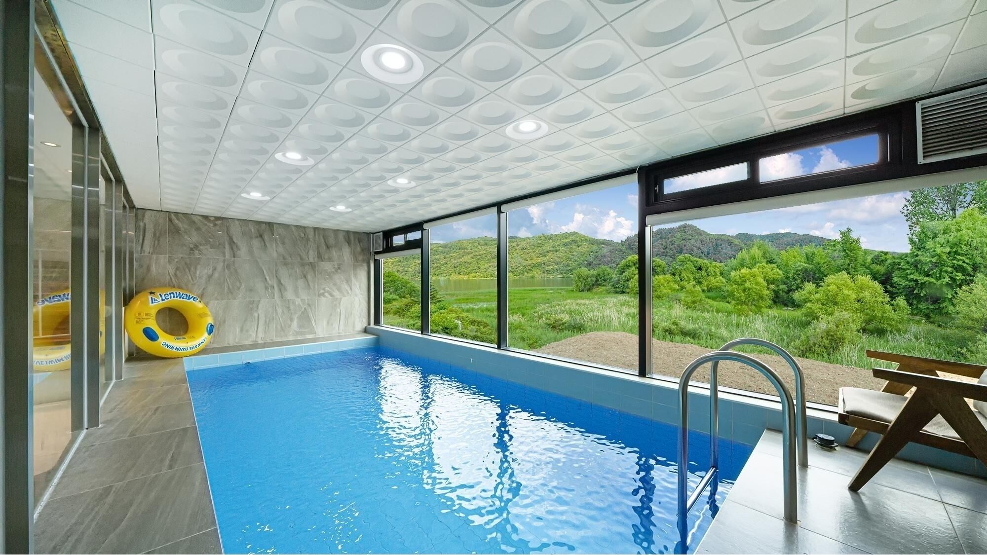 Gapyeong Belloci Lake Kids Pool Villa