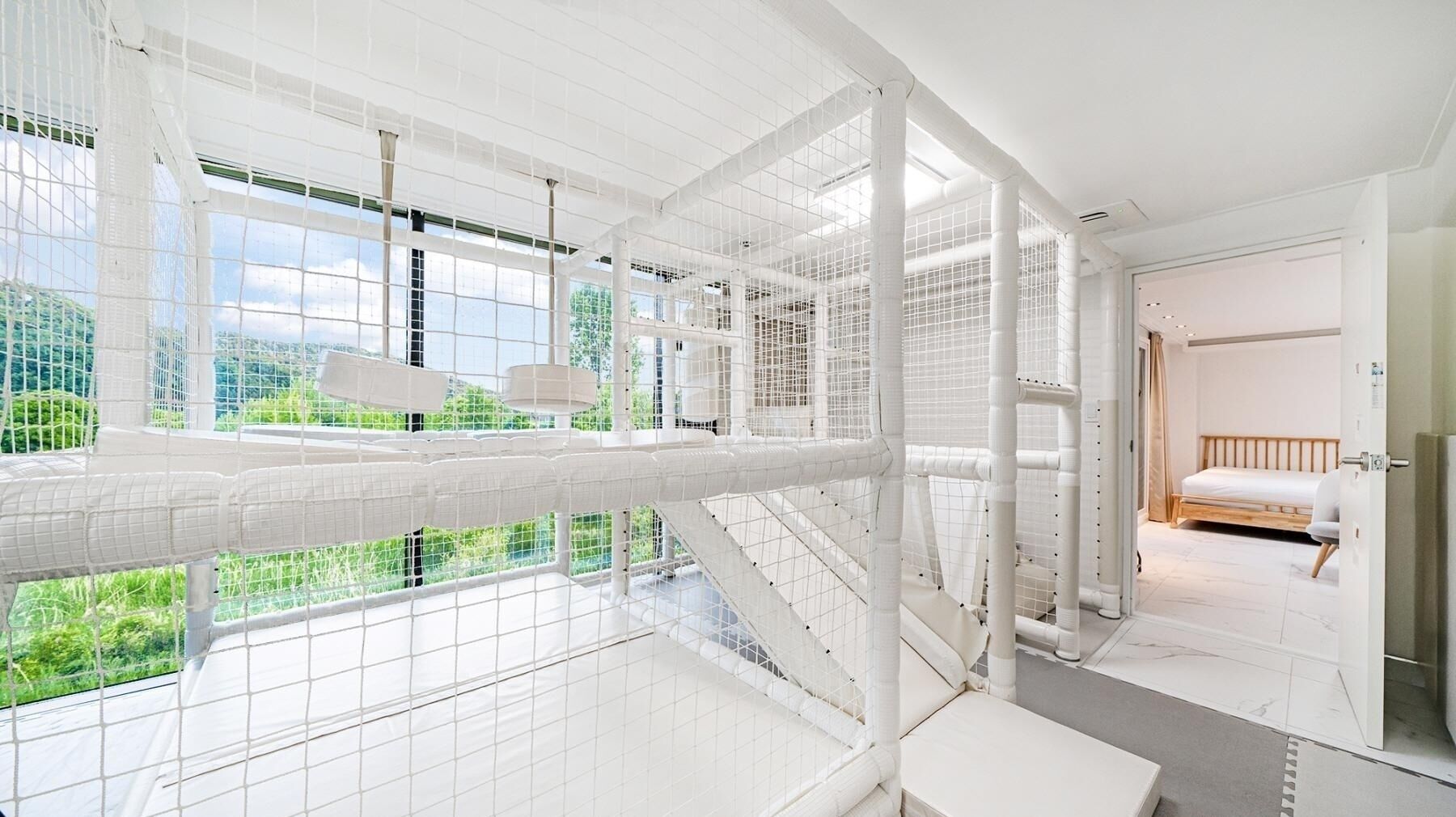Gapyeong Belloci Lake Kids Pool Villa