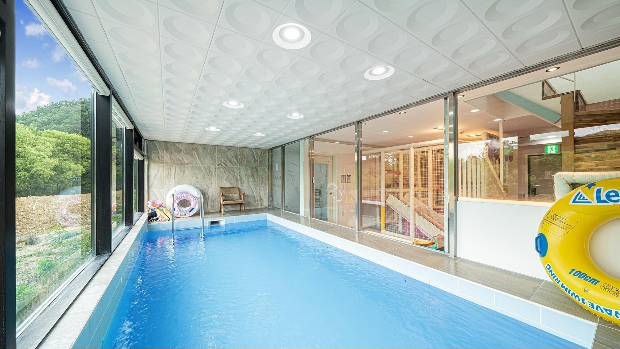 Gapyeong Belloci Lake Kids Pool Villa