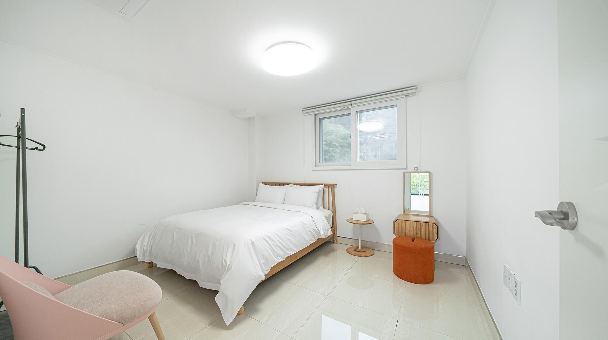 Gapyeong Belloci Lake Kids Pool Villa