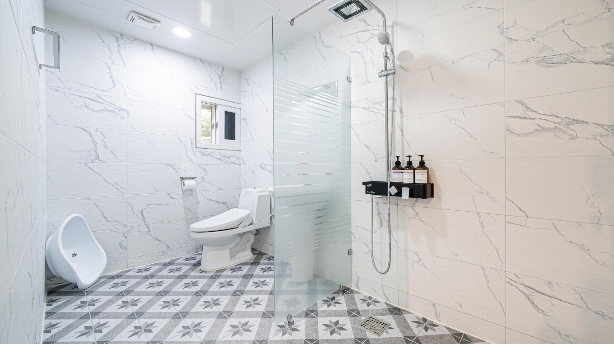 Gapyeong Belloci Lake Kids Pool Villa