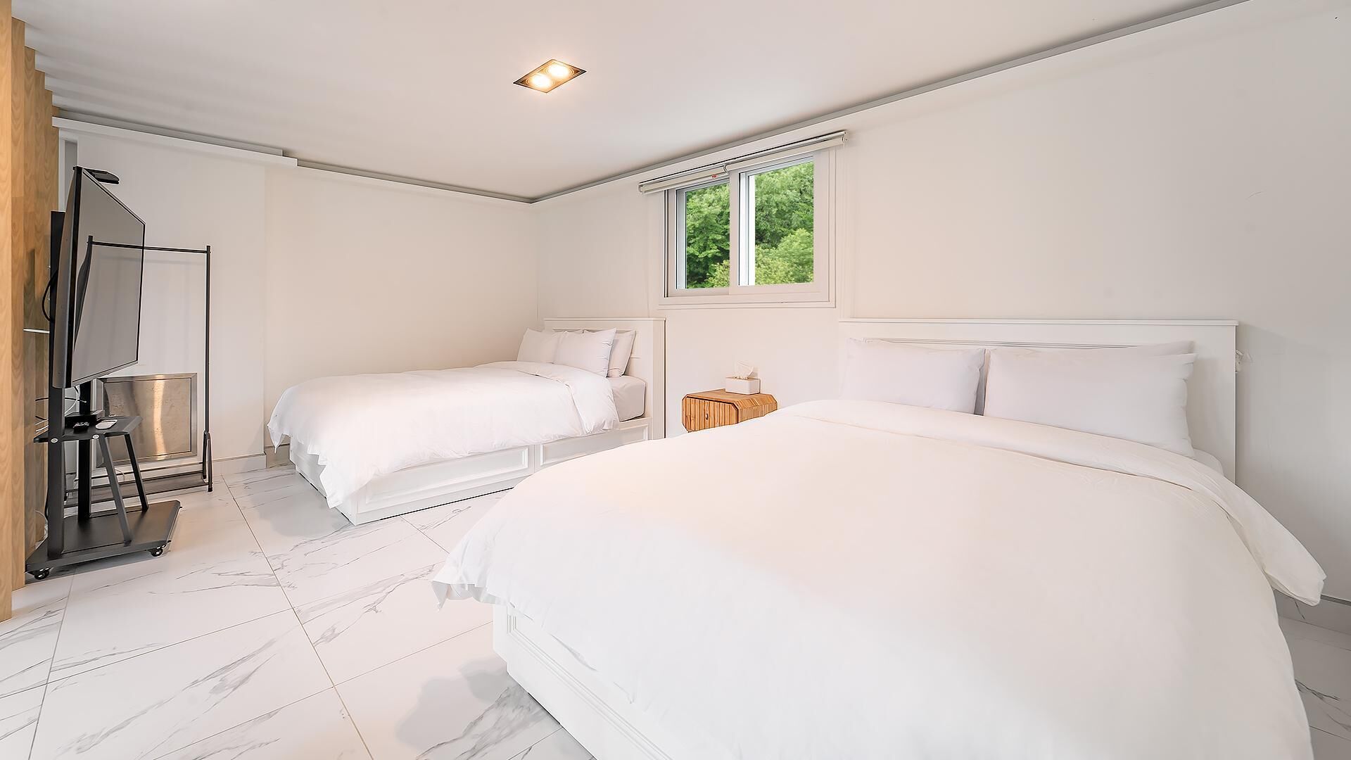 Gapyeong Belloci Lake Kids Pool Villa