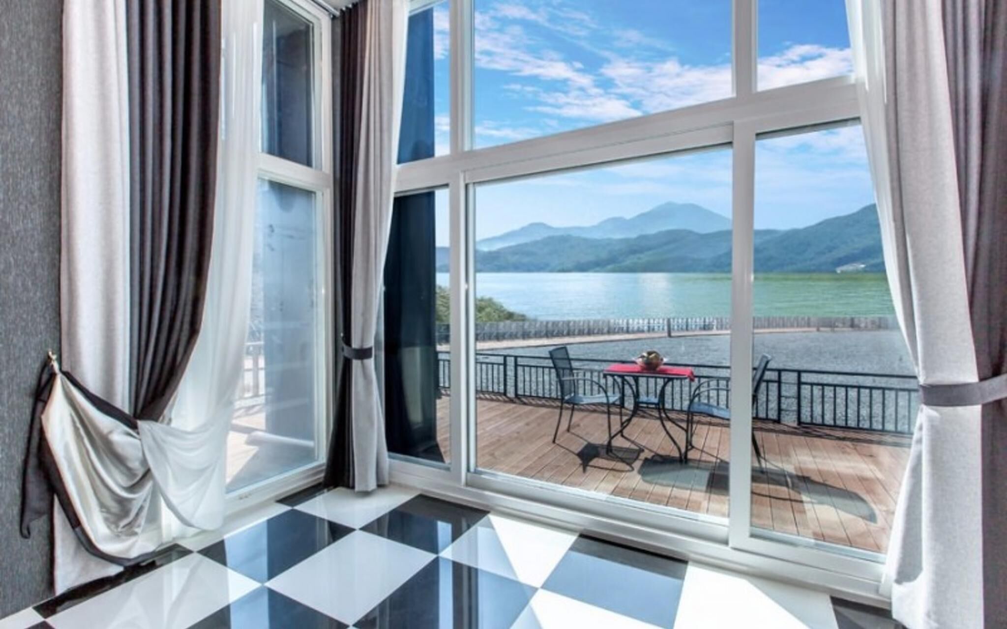 Gapyeong Chagall Spa Pension