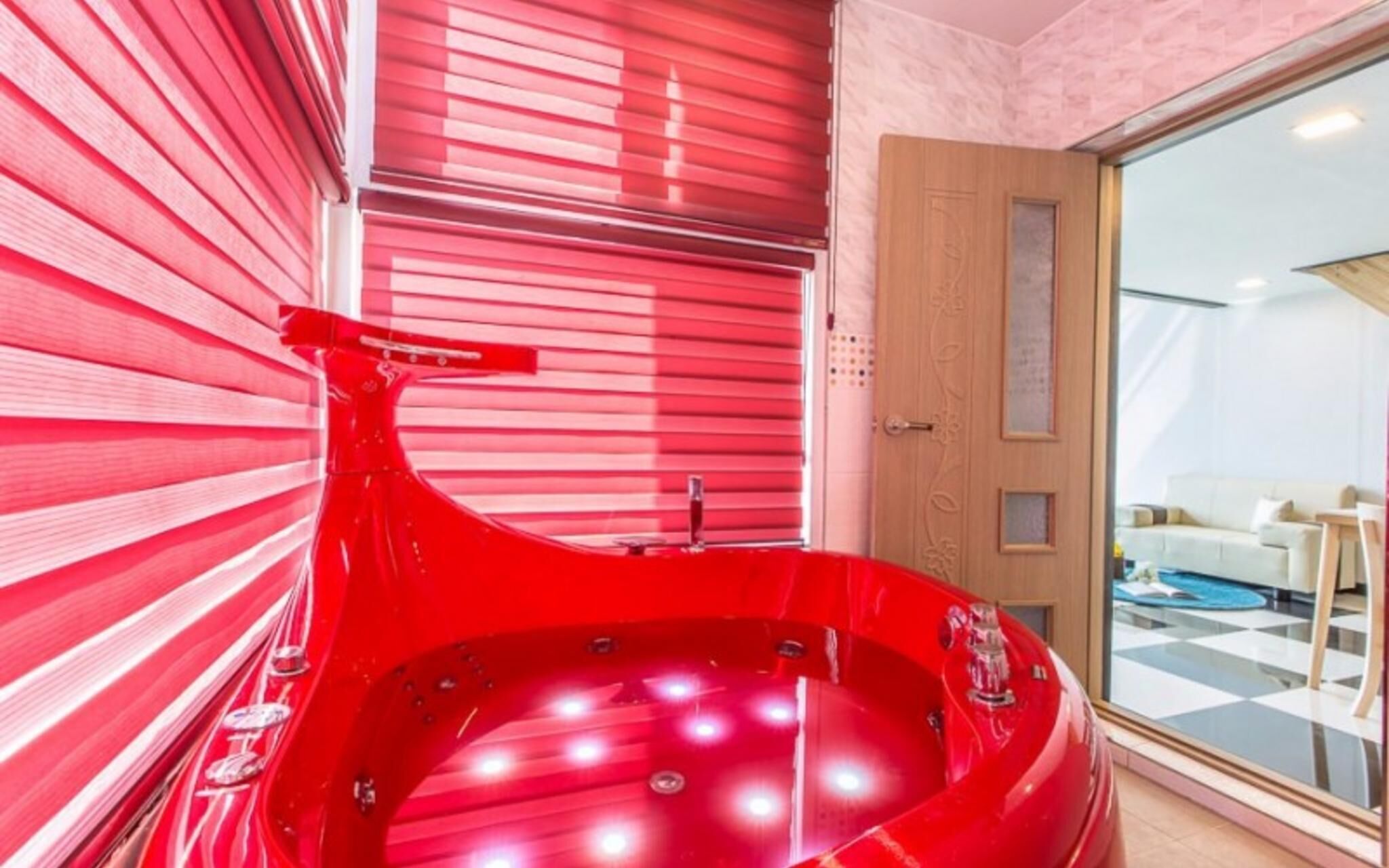 Gapyeong Chagall Spa Pension