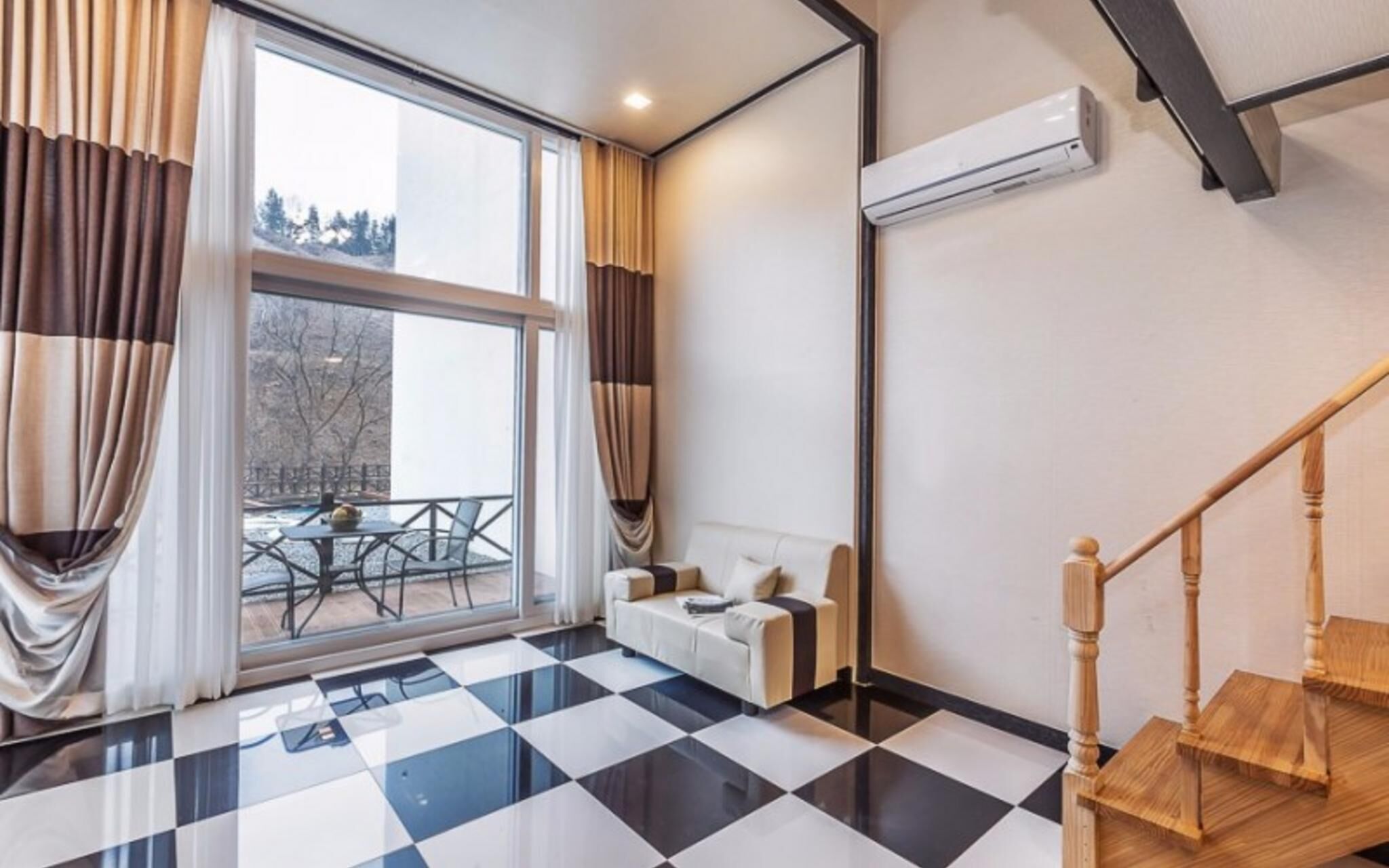 Gapyeong Chagall Spa Pension