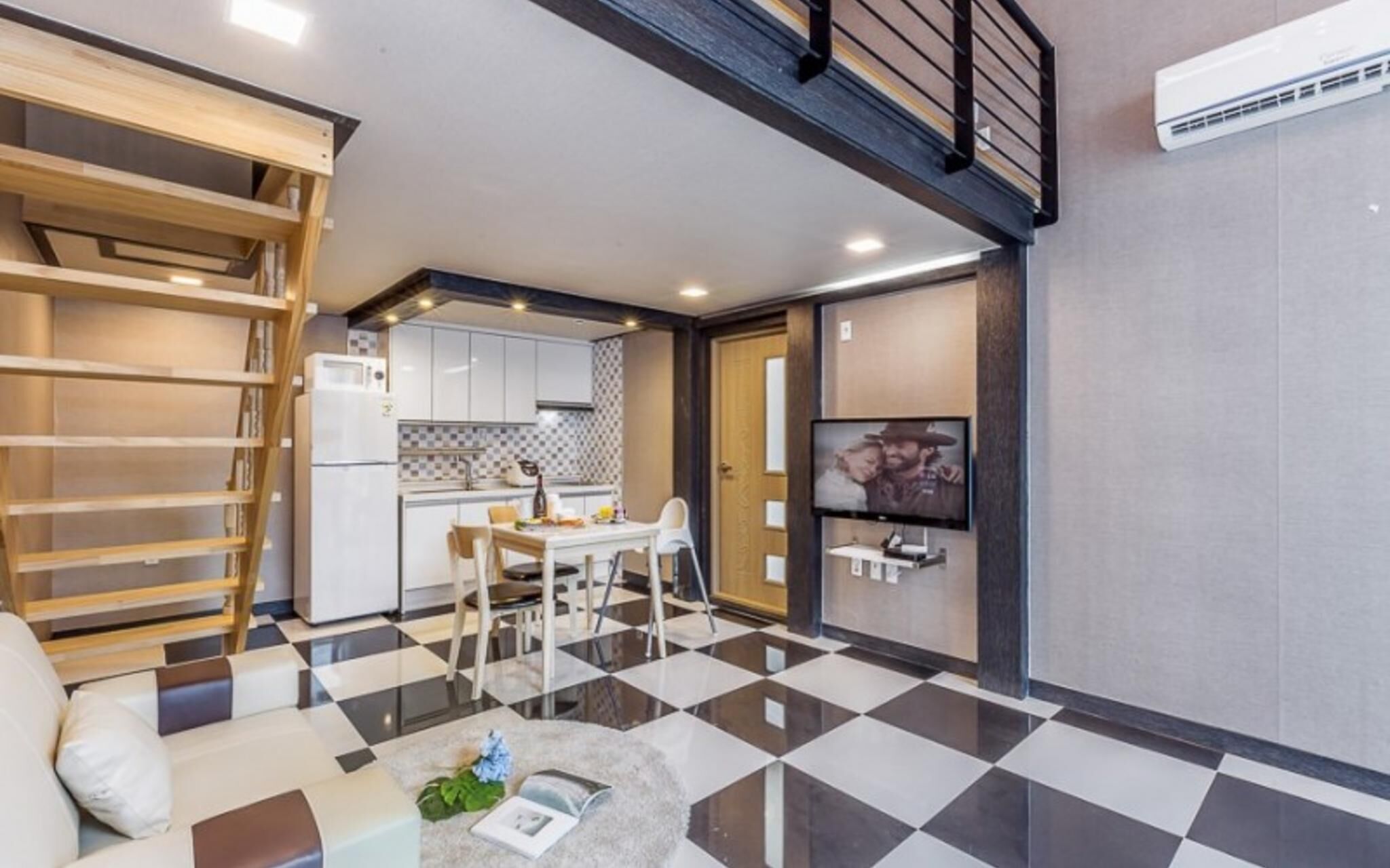 Gapyeong Chagall Spa Pension