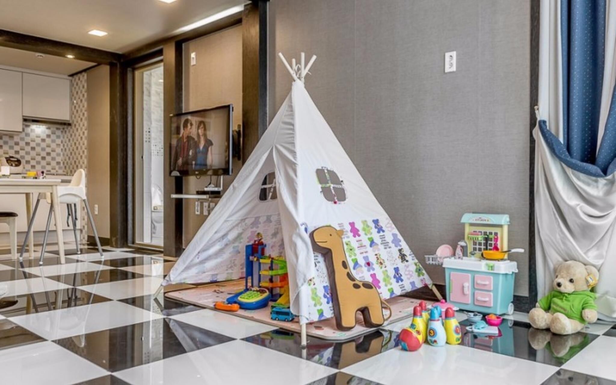 Gapyeong Chagall Spa Pension