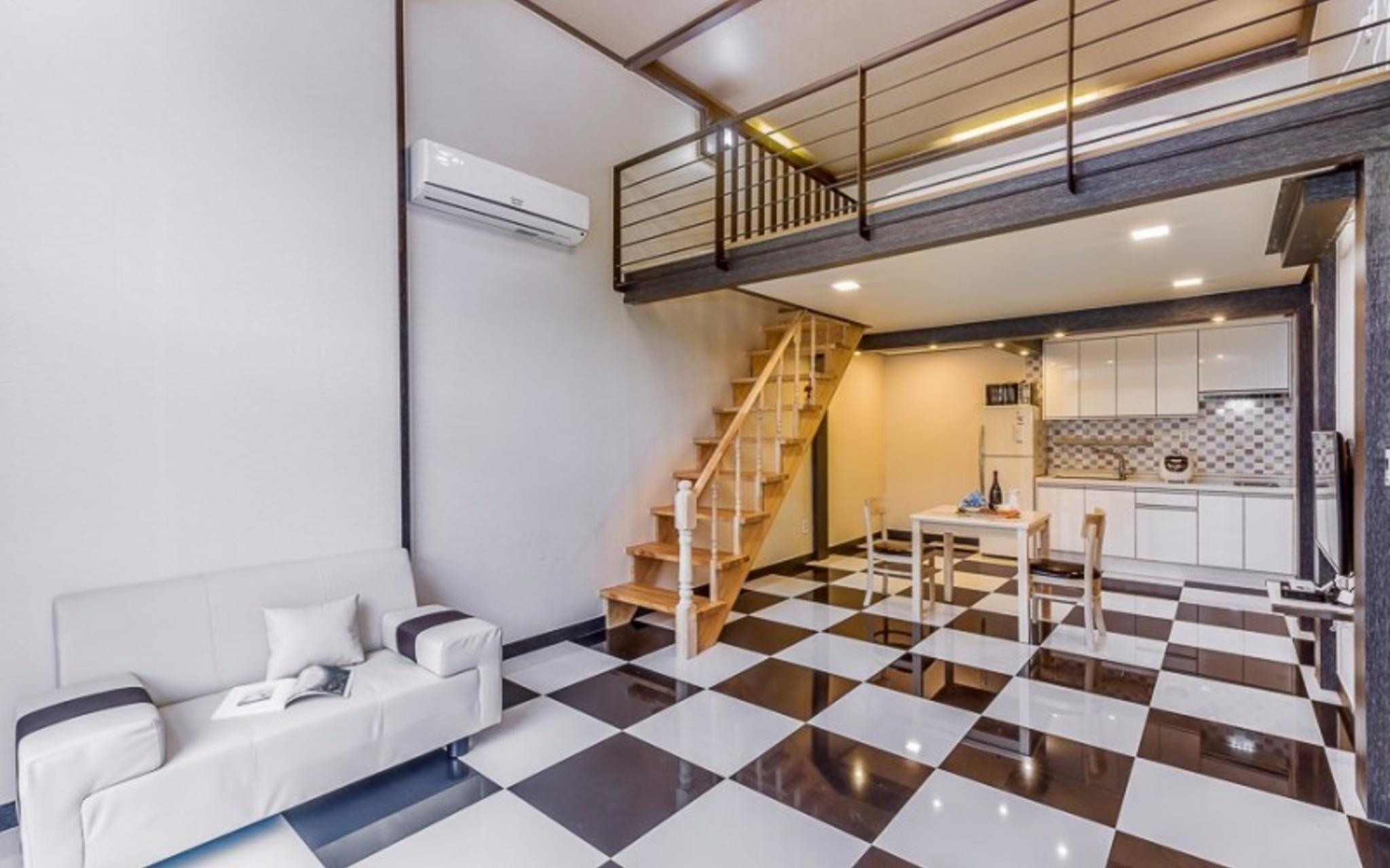 Gapyeong Chagall Spa Pension