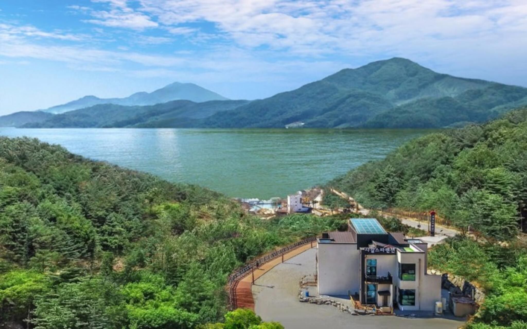 Gapyeong Chagall Spa Pension