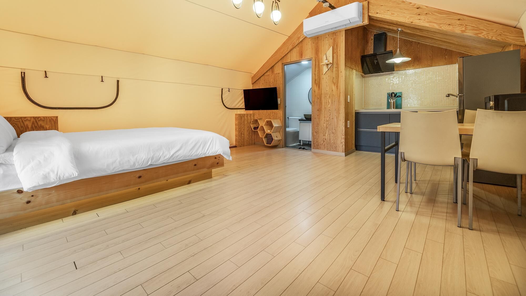 Gapyeong Cheongchun Glamping & Caravan