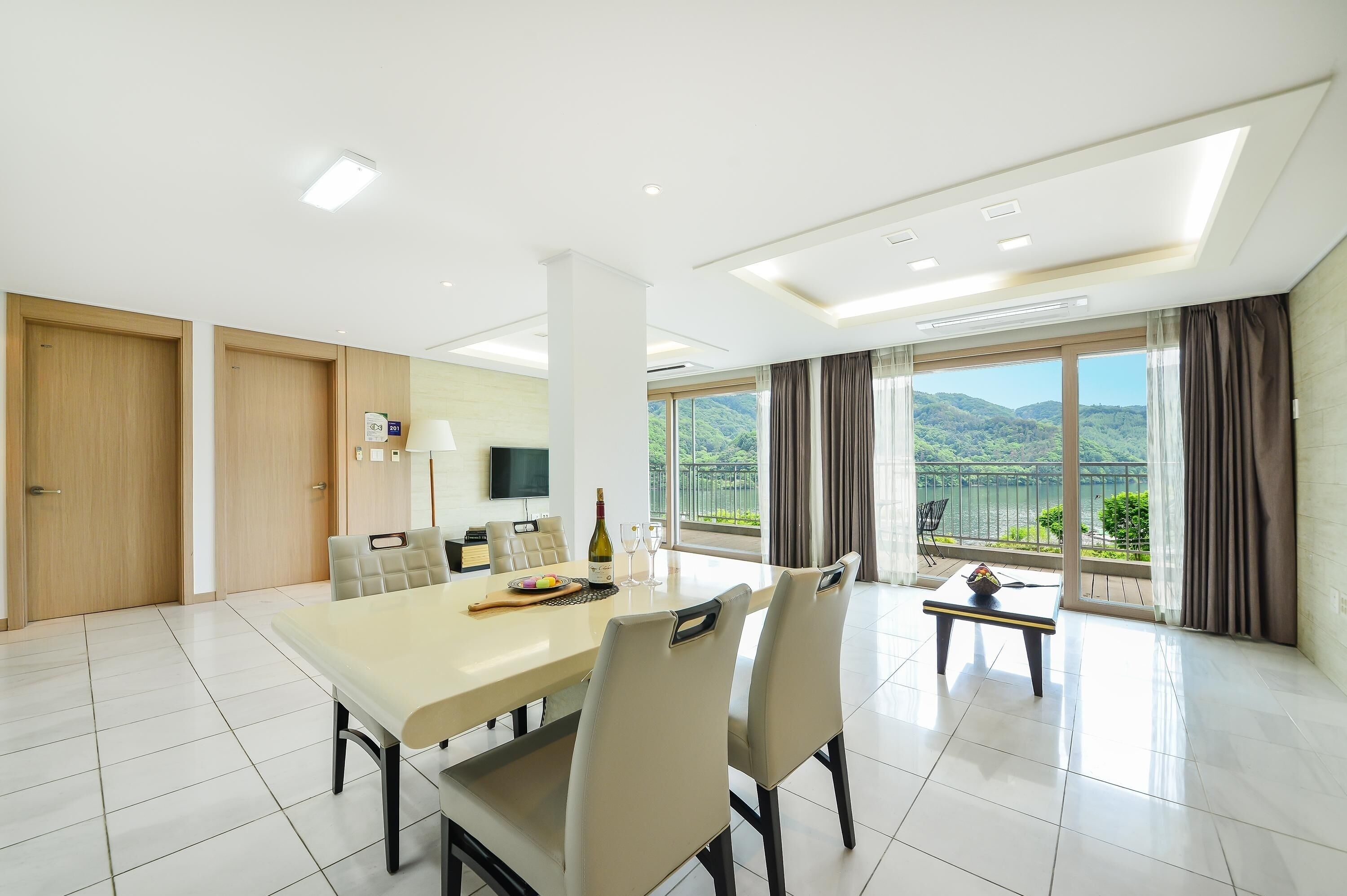 Gapyeong Club Fish Villas Pension
