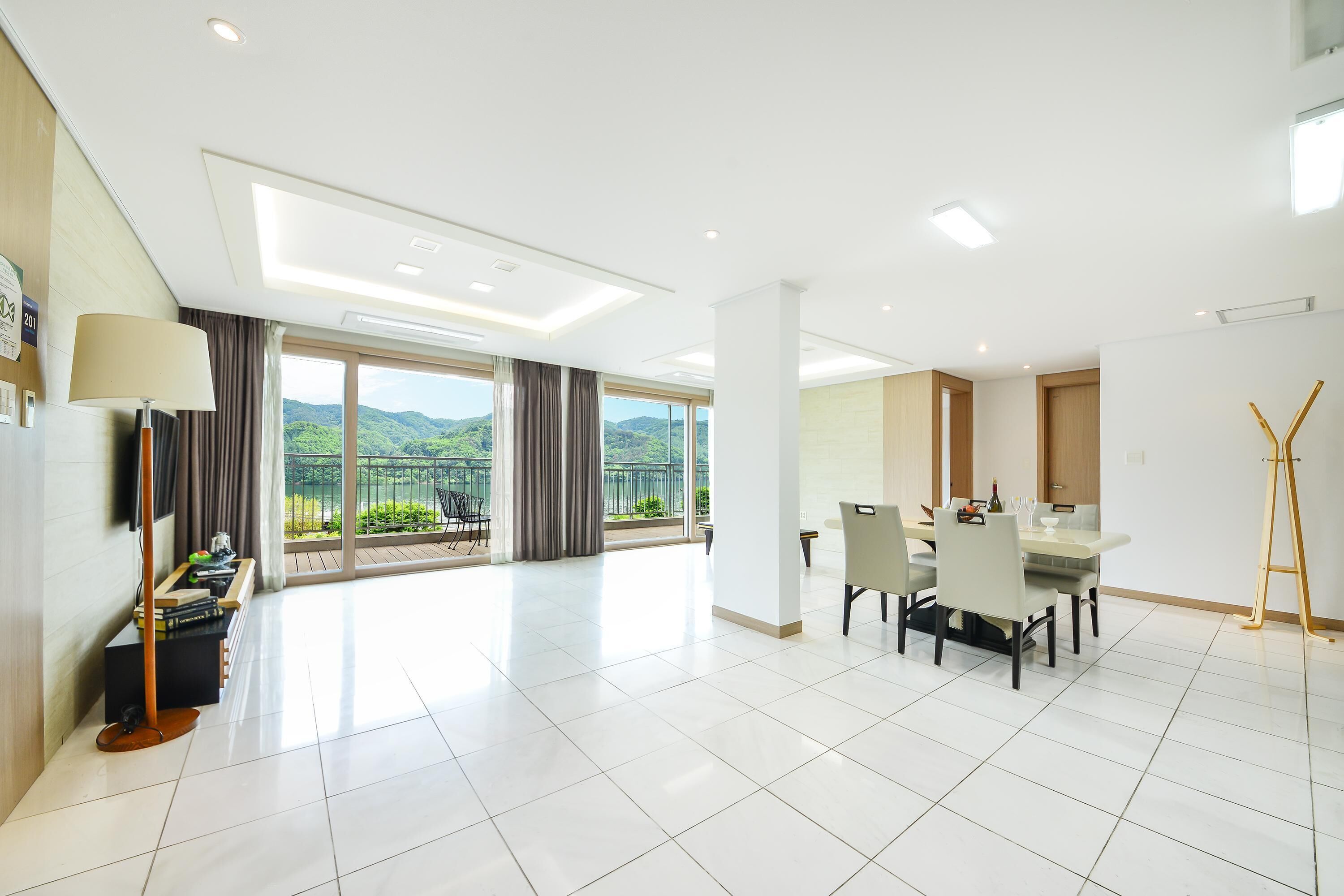 Gapyeong Club Fish Villas Pension